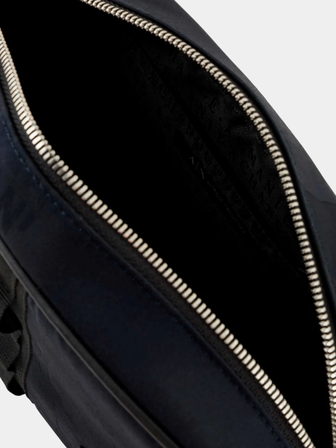 Сумки Armani Exchange модель 952622-4R834-00035 Сумки Armani Exchange модель 952622-4R834-00035 Фото