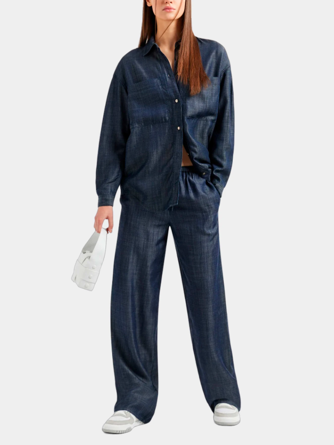 Брюки Armani Exchange модель 3DYP16-Y15PZ-1500 Брюки Armani Exchange модель 3DYP16-Y15PZ-1500 Фото