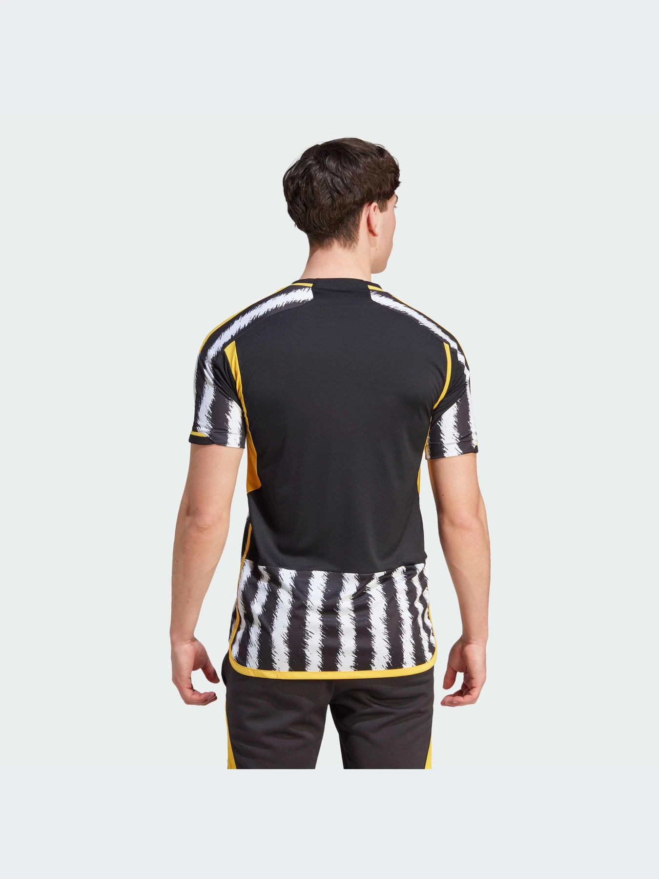 Футболки и поло Adidas модель HR8256-KZ Футболки и поло Adidas модель HR8256-KZ Фото