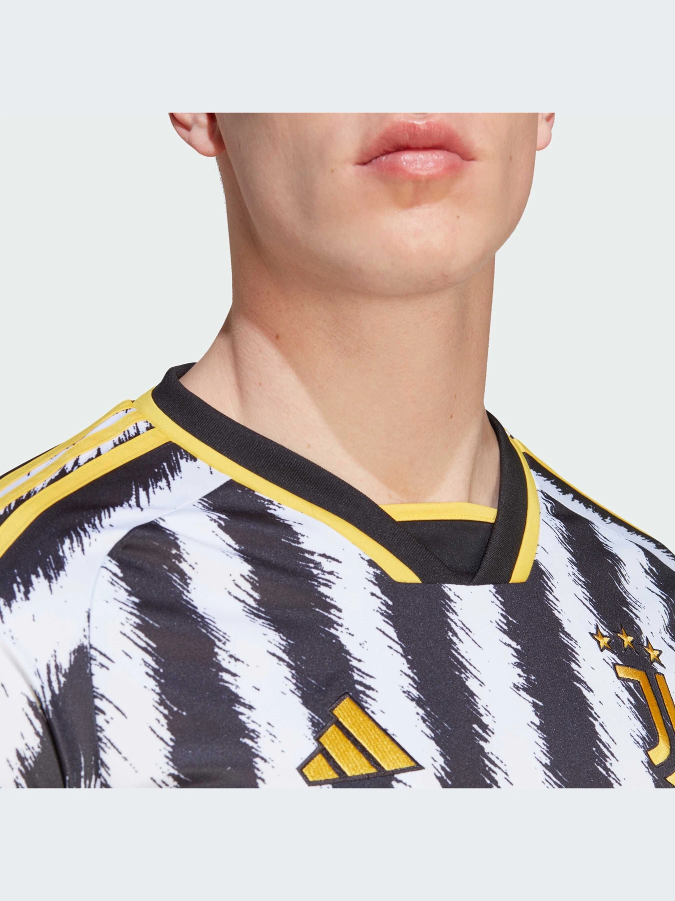 Футболки и поло Adidas модель HR8256-KZ Футболки и поло Adidas модель HR8256-KZ Фото