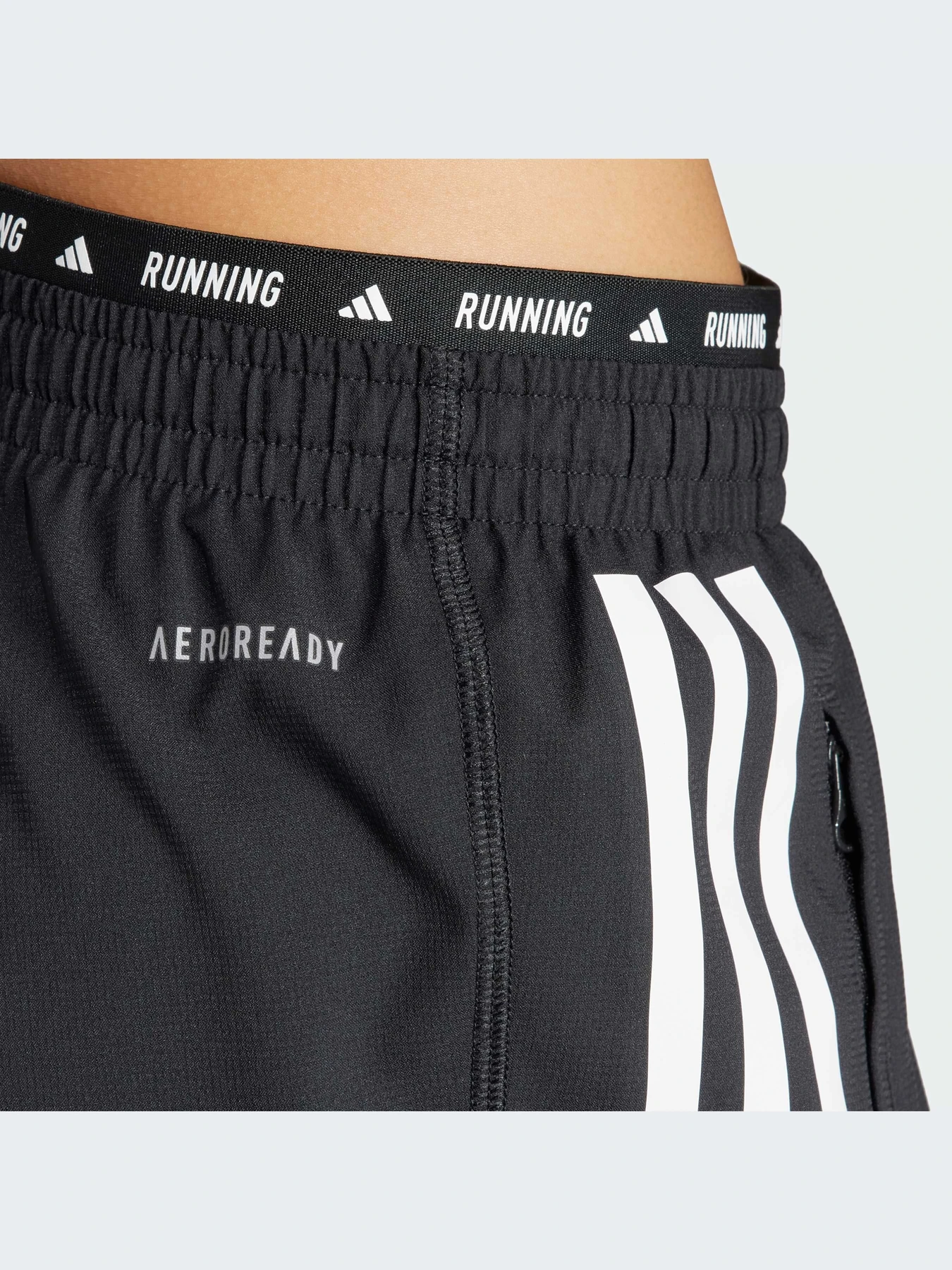 Брюки Adidas 3 Stripes модель IS0379-KZ Брюки Adidas 3 Stripes модель IS0379-KZ Фото