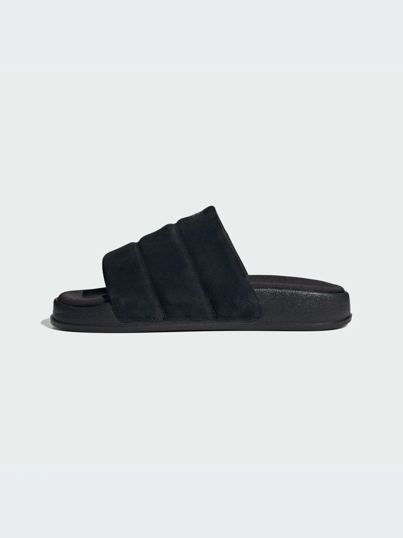 Шлёпанцы Adidas Adilette модель IF3576-KZ Шлёпанцы Adidas Adilette модель IF3576-KZ Фото