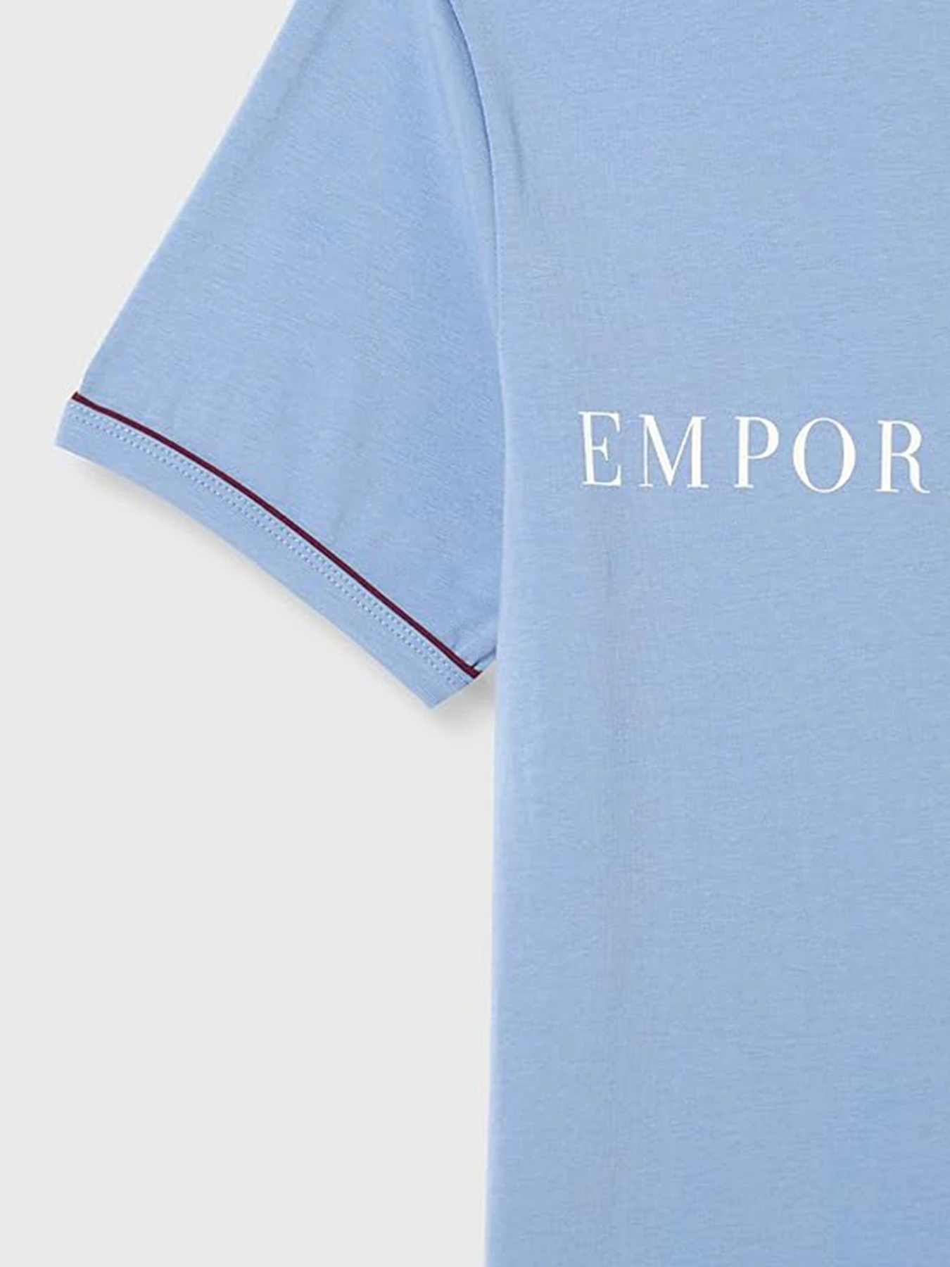 Футболки и поло Emporio Armani модель 111971-3F525-04737 Футболки и поло Emporio Armani модель 111971-3F525-04737 Фото