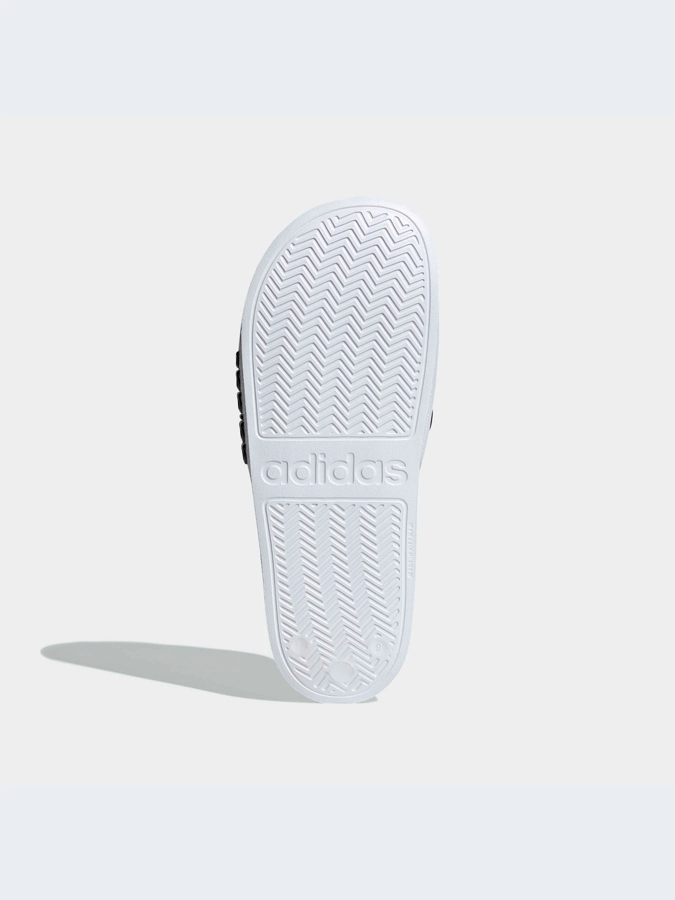 Шлёпанцы Adidas Adilette модель GZ5921-KZ Шлёпанцы Adidas Adilette модель GZ5921-KZ Фото