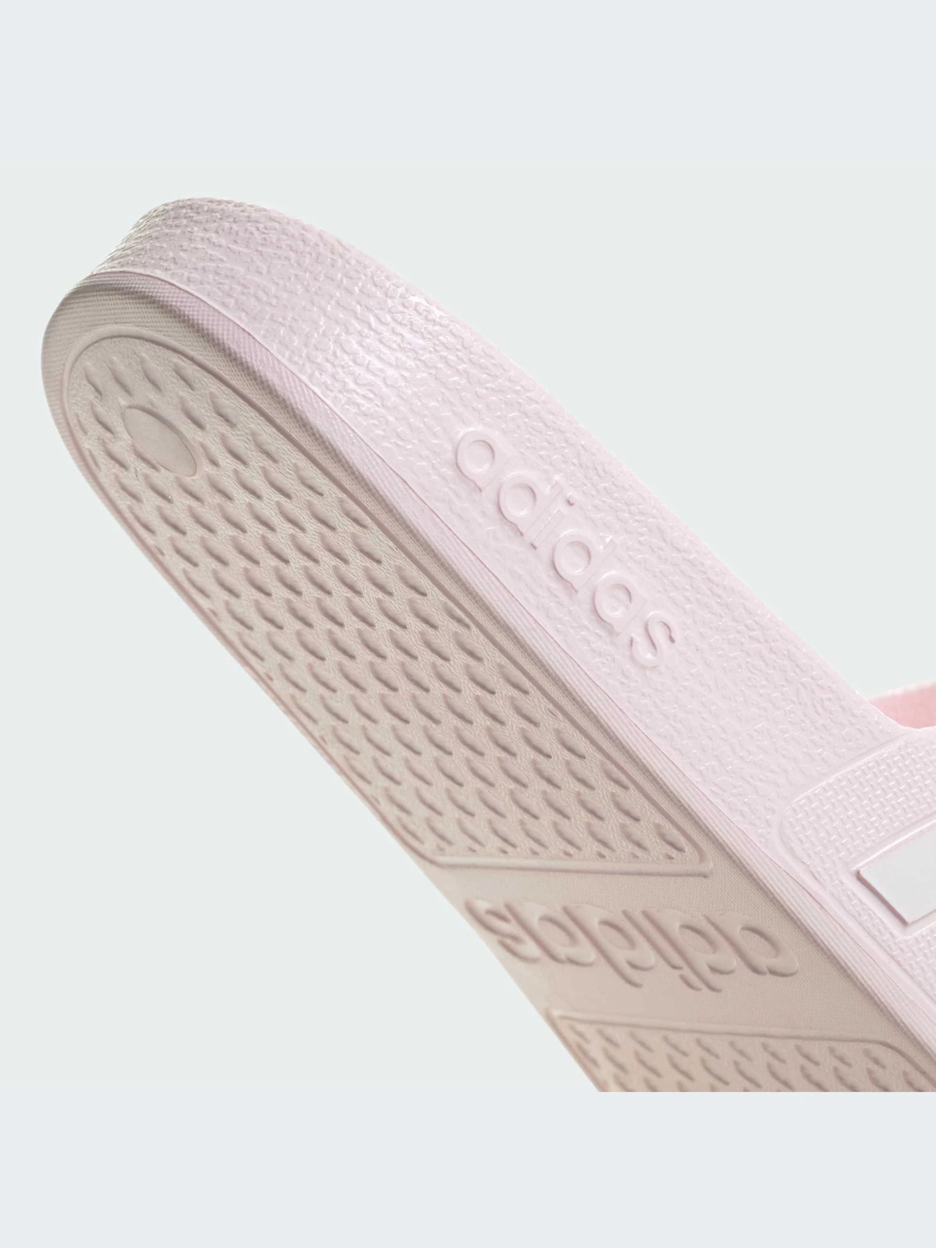 Шлёпанцы Adidas Adilette модель GZ5878-KZ Шлёпанцы Adidas Adilette модель GZ5878-KZ Фото