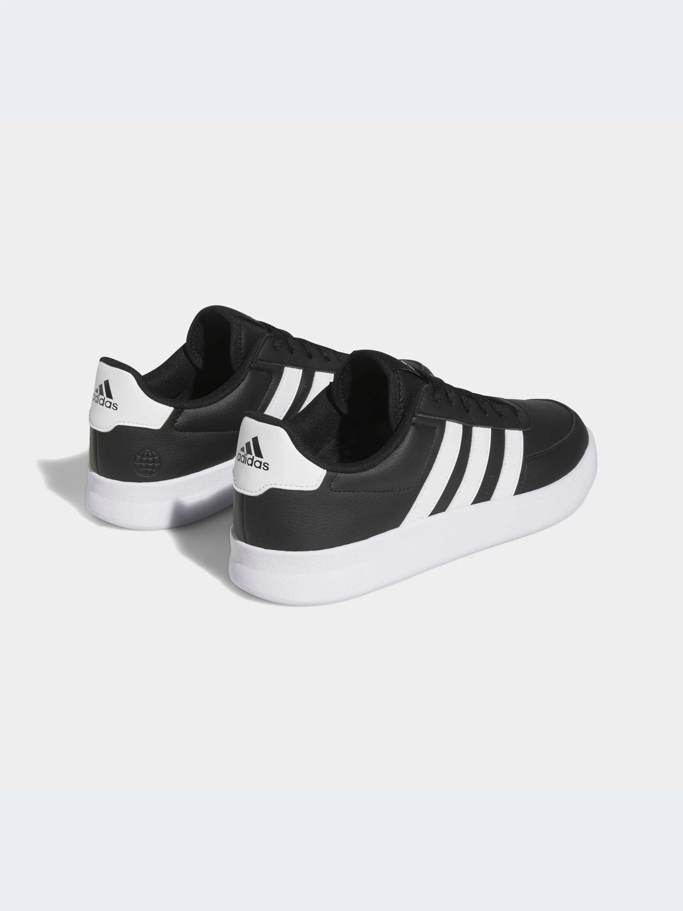 Кроссовки Adidas модель HP9425-KZ Кроссовки Adidas модель HP9425-KZ Фото
