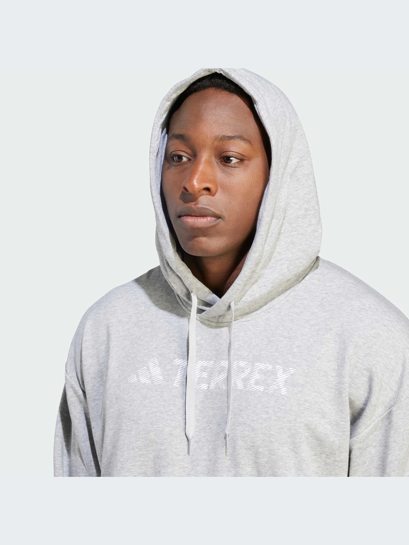 Худи и свитшоты Adidas модель HY1709-KZ Худи и свитшоты Adidas модель HY1709-KZ Фото