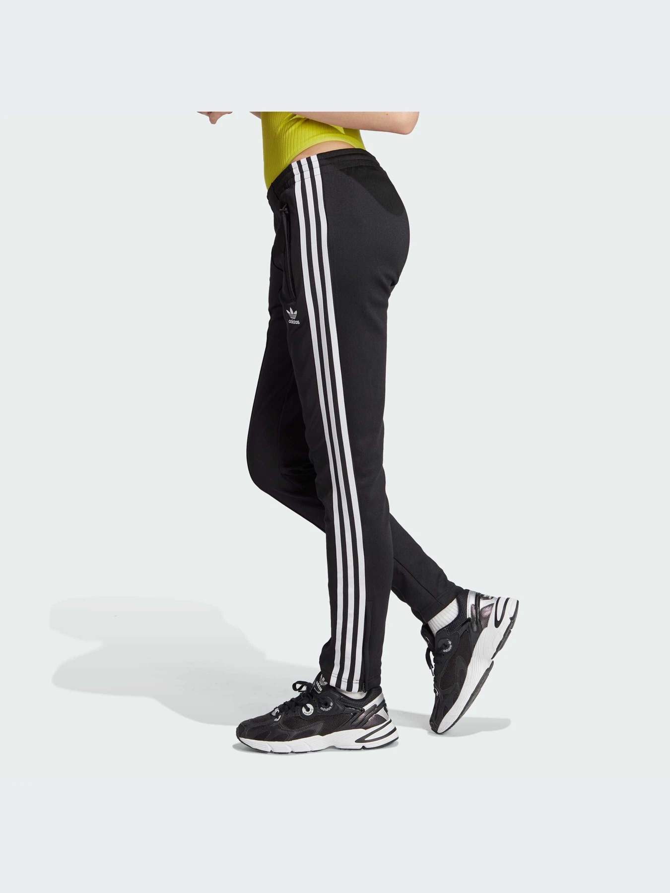 Брюки Adidas модель IK6600-KZ Брюки Adidas модель IK6600-KZ Фото