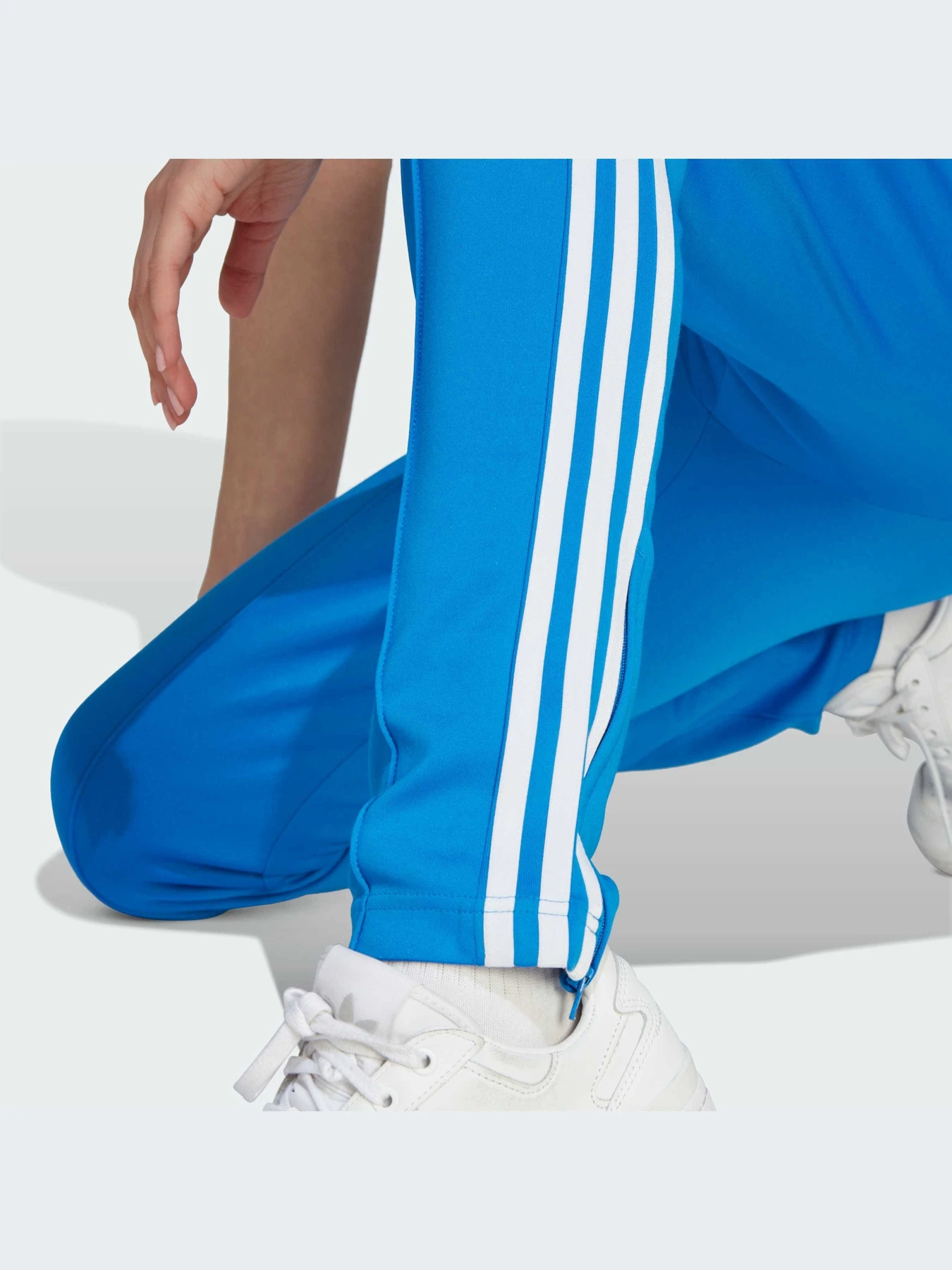 Брюки Adidas модель IL8817-KZ Брюки Adidas модель IL8817-KZ Фото