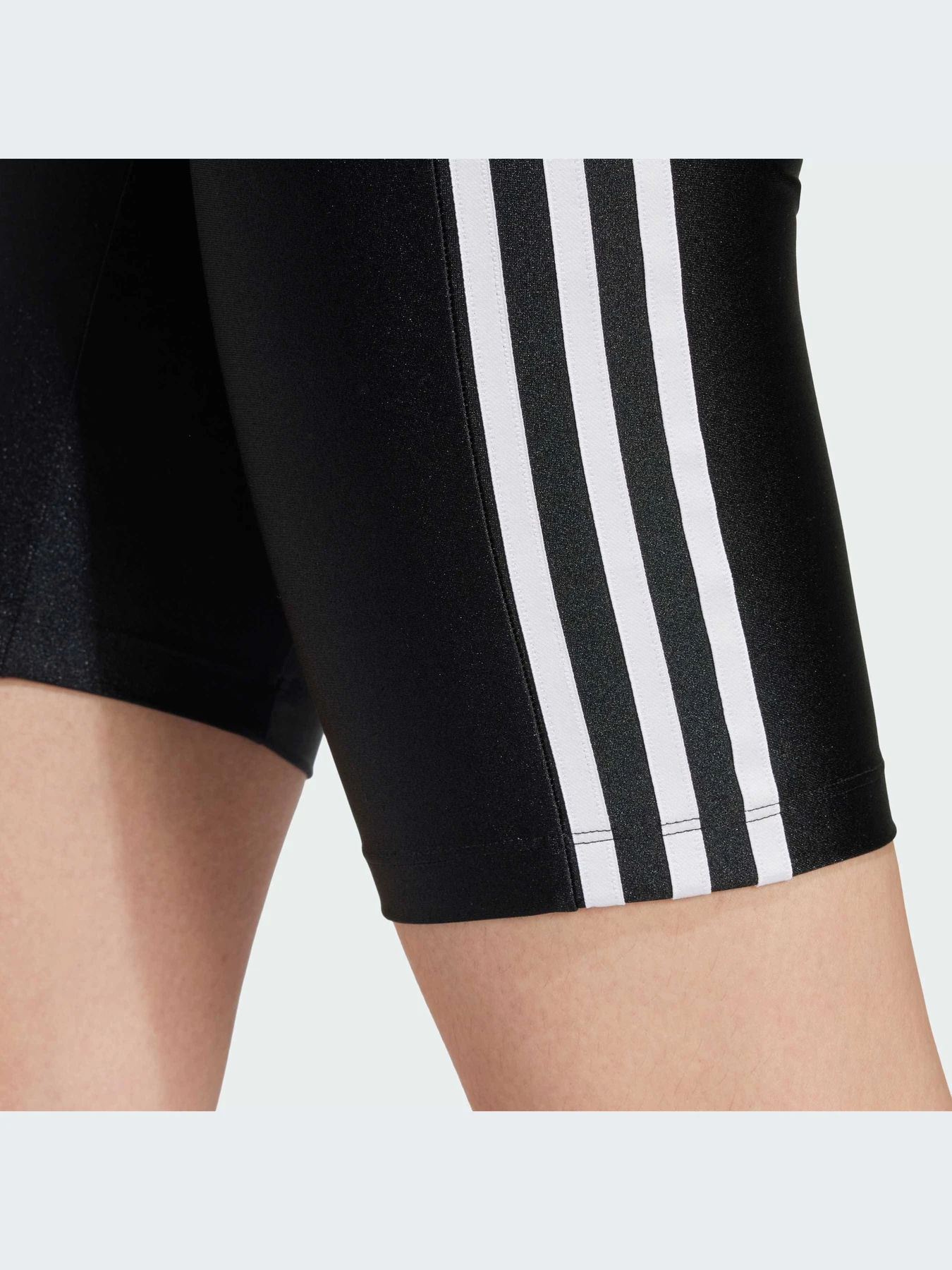 Брюки Adidas Adicolor модель IP2976-KZ Брюки Adidas Adicolor модель IP2976-KZ Фото