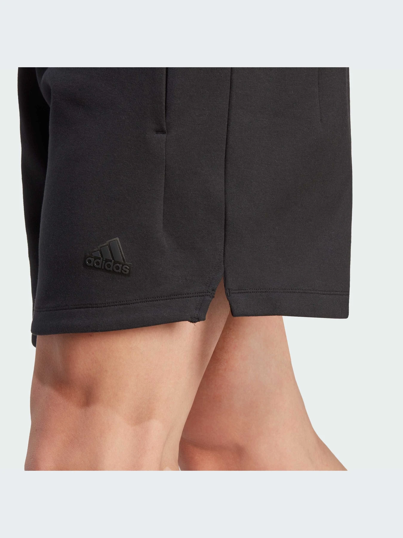 Шорты Adidas ZNE модель IN5096-KZ Шорты Adidas ZNE модель IN5096-KZ Фото