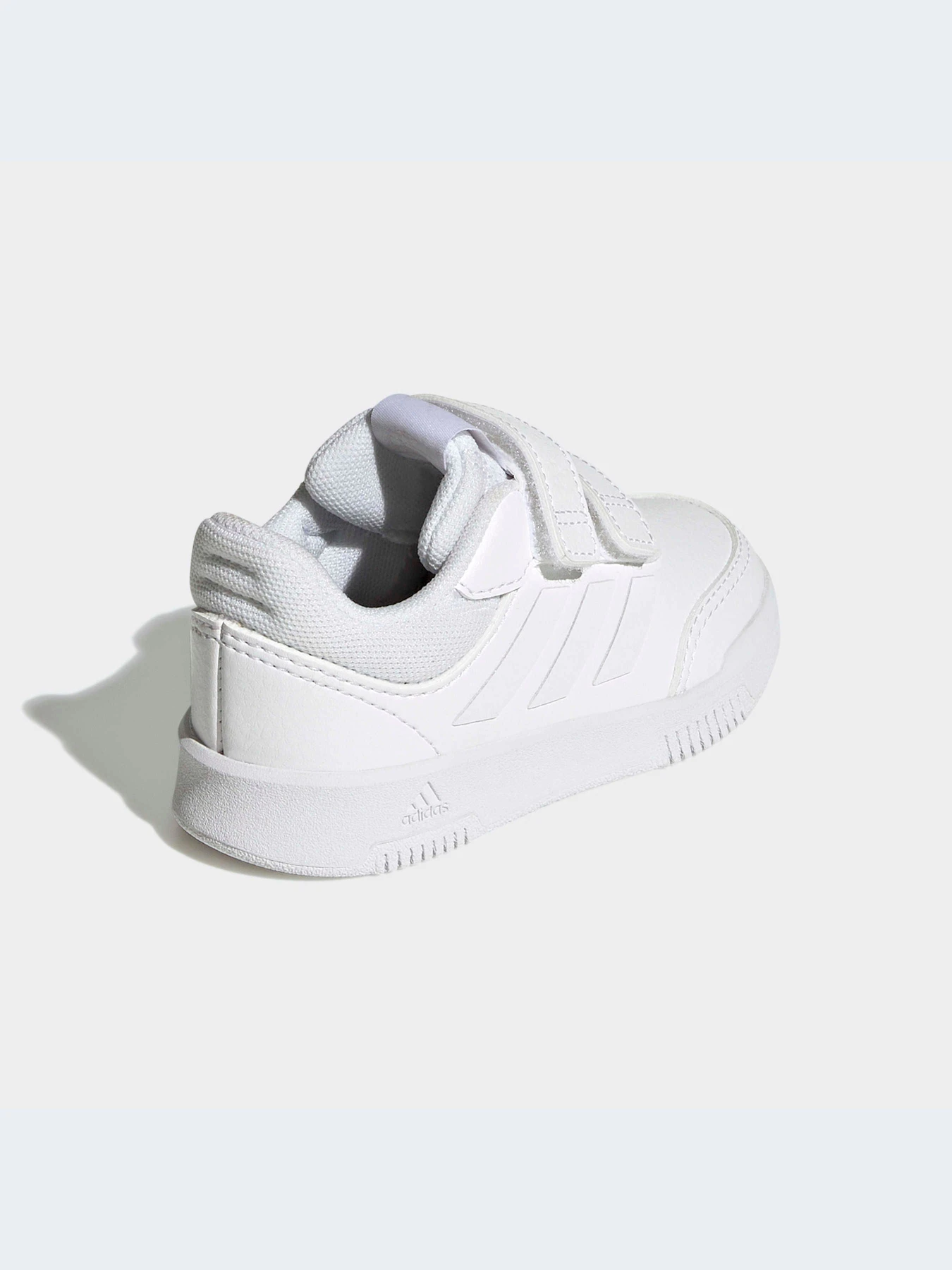 Кроссовки Adidas модель GW1990-KZ Кроссовки Adidas модель GW1990-KZ Фото