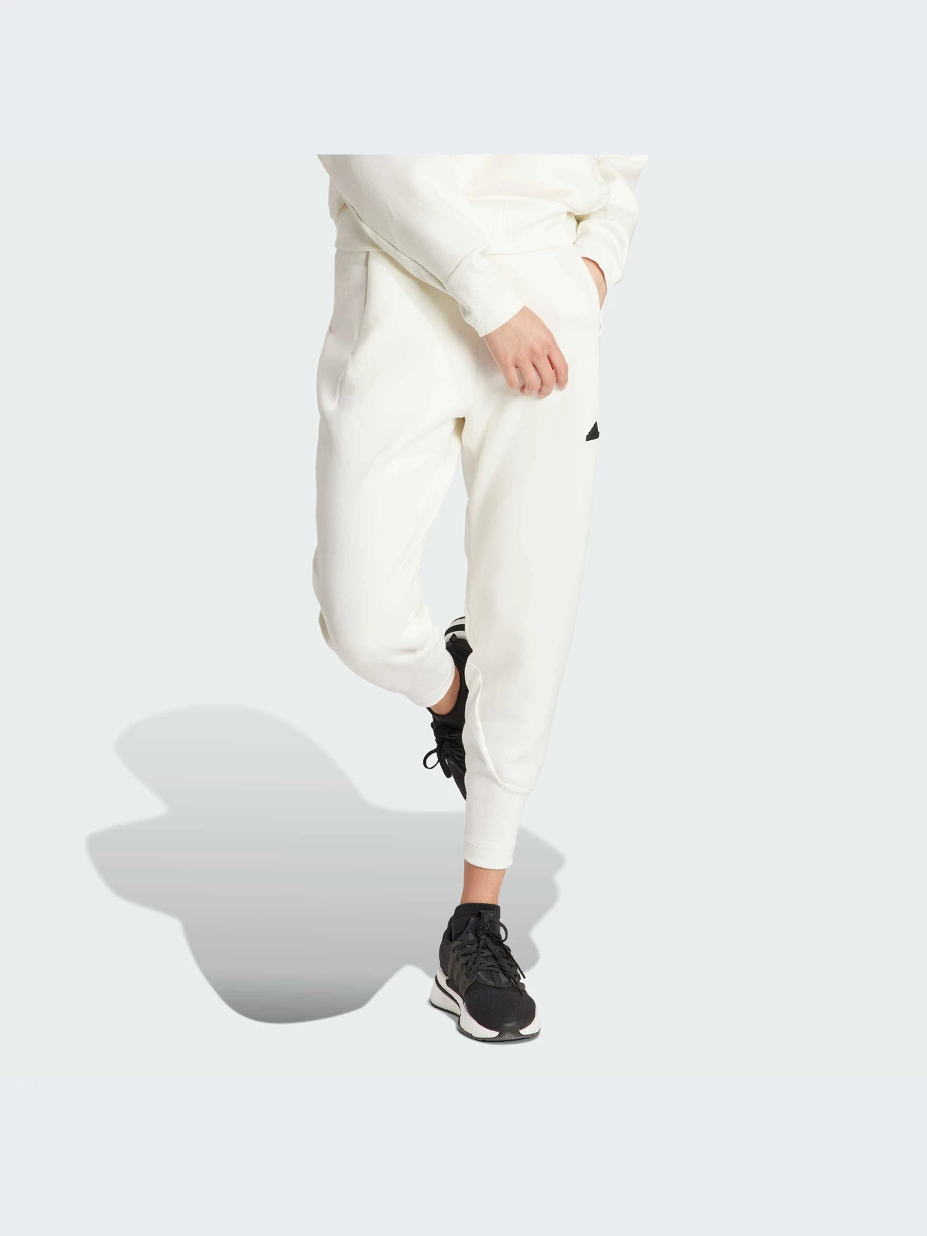 Брюки Adidas ZNE модель IS3912-KZ Брюки Adidas ZNE модель IS3912-KZ Фото