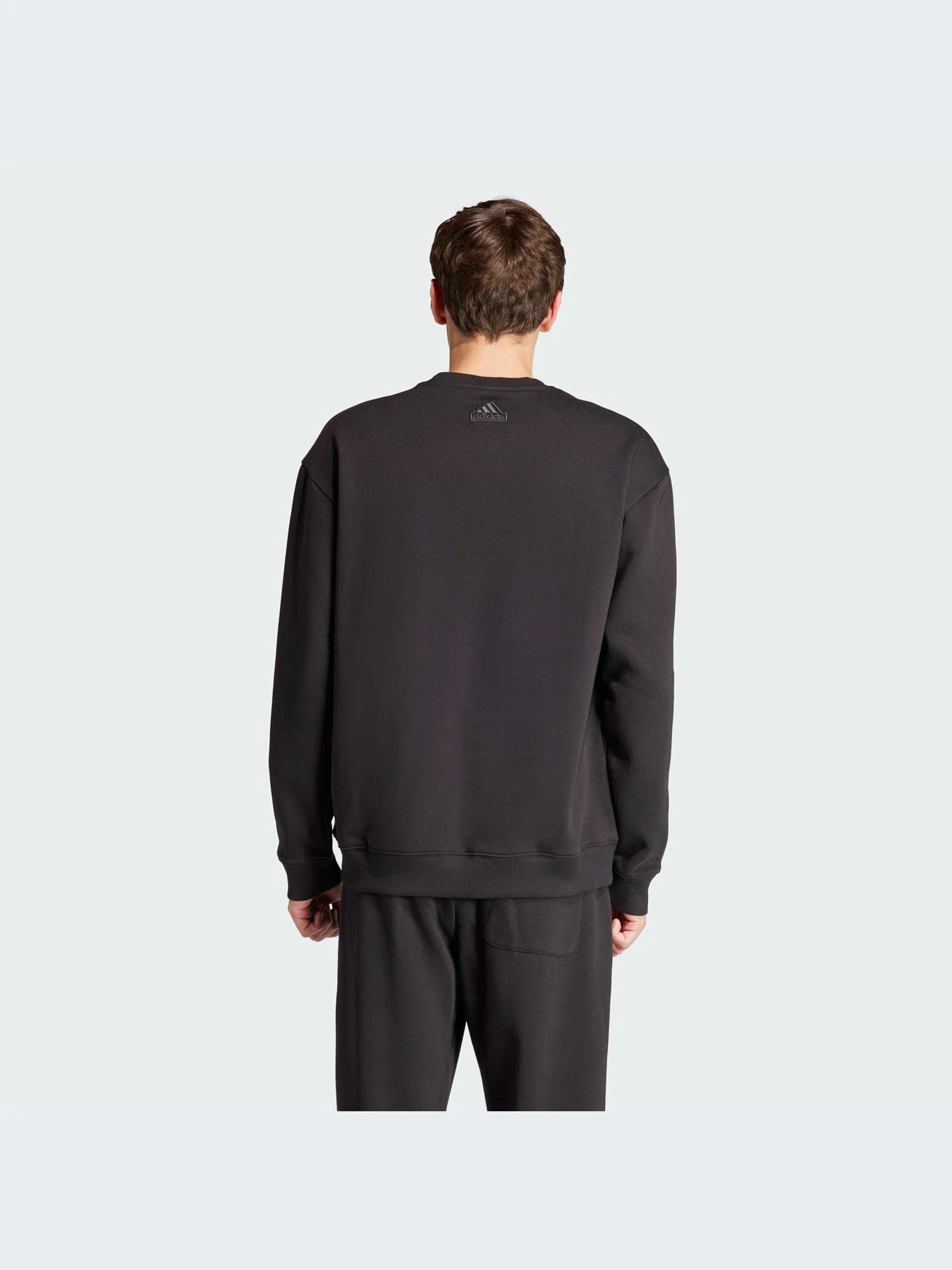 Худи и свитшоты Adidas модель IW1190-KZ Худи и свитшоты Adidas модель IW1190-KZ Фото