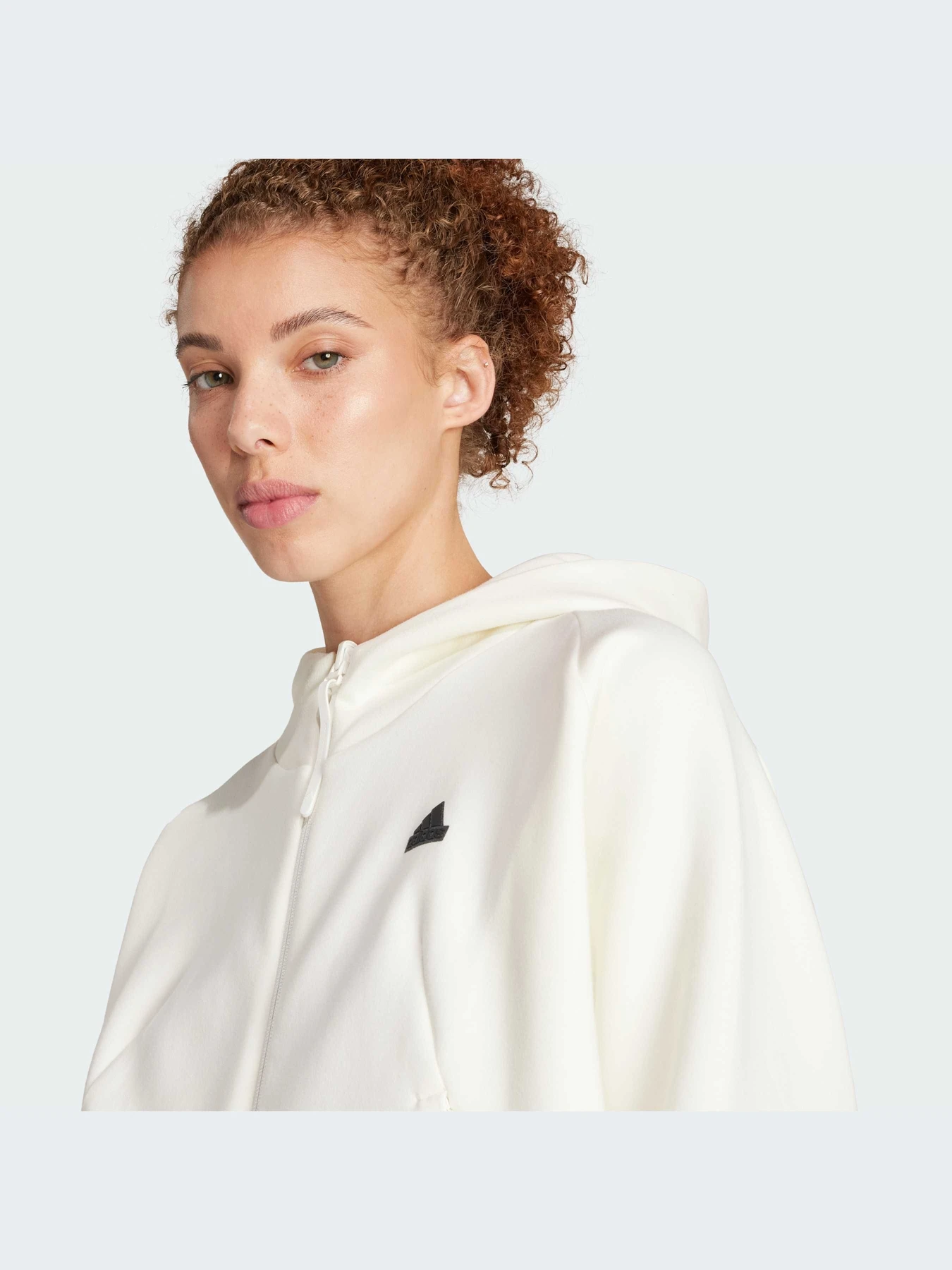 Худи и свитшоты Adidas ZNE модель IS3918-KZ Худи и свитшоты Adidas ZNE модель IS3918-KZ Фото