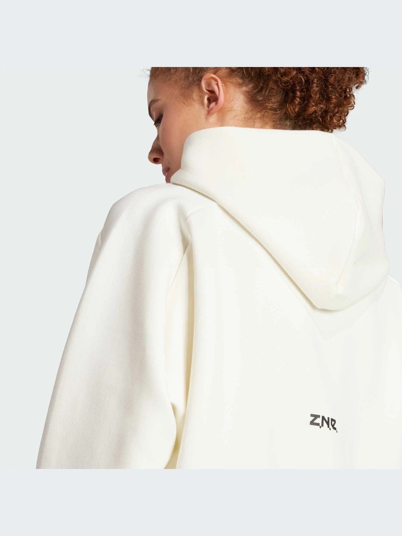 Худи и свитшоты Adidas ZNE модель IS3918-KZ Худи и свитшоты Adidas ZNE модель IS3918-KZ Фото