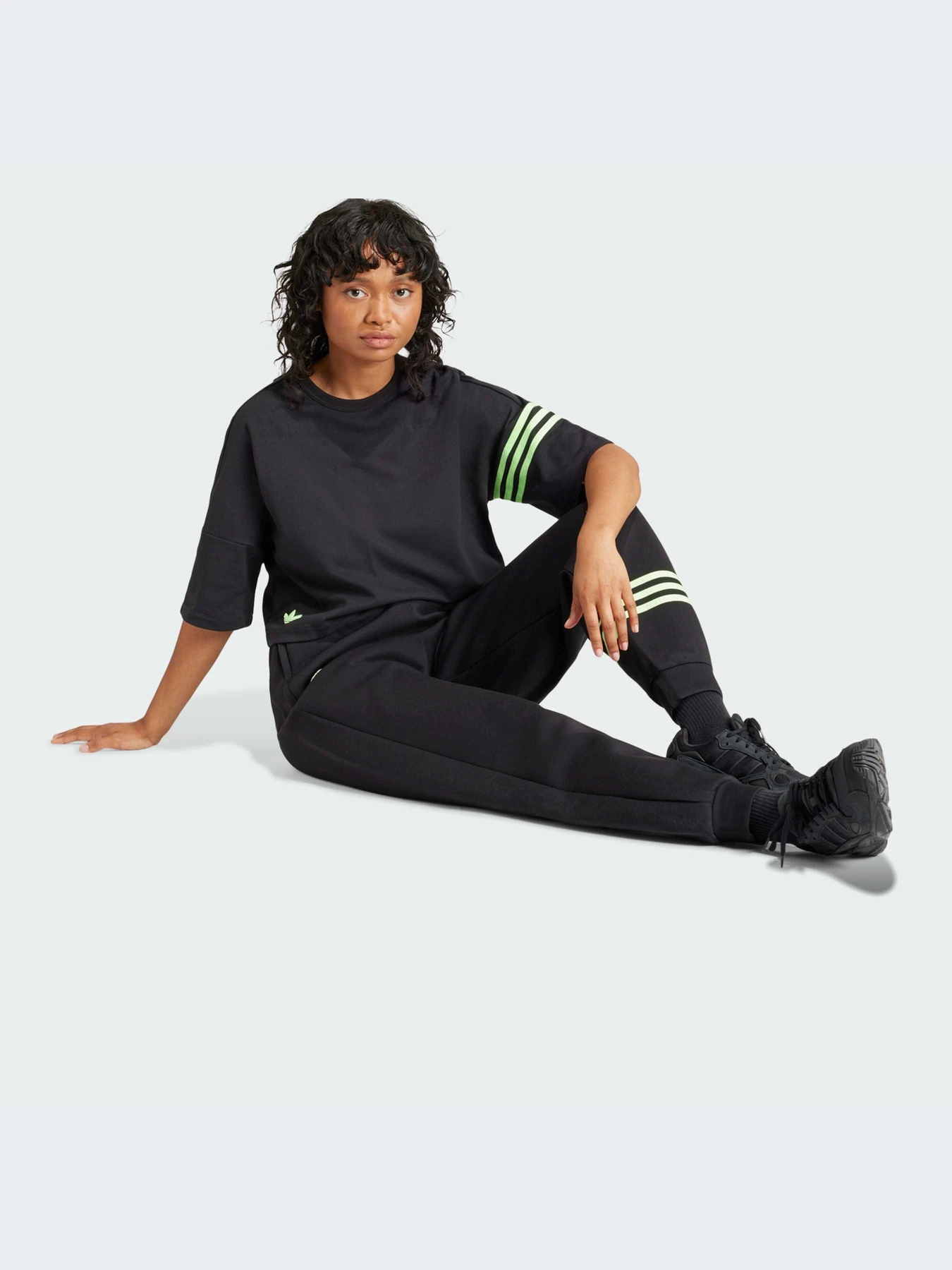 Футболки и поло Adidas модель IU2499-KZ Футболки и поло Adidas модель IU2499-KZ Фото
