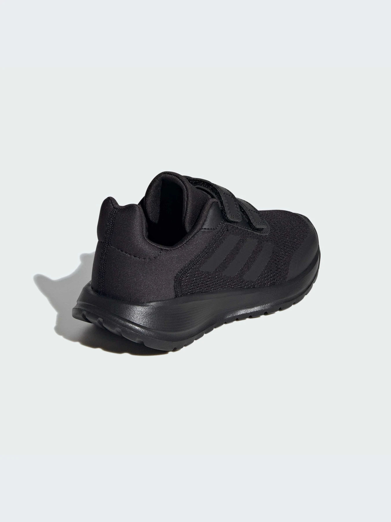 Кроссовки Adidas модель IG8568-KZ Кроссовки Adidas модель IG8568-KZ Фото