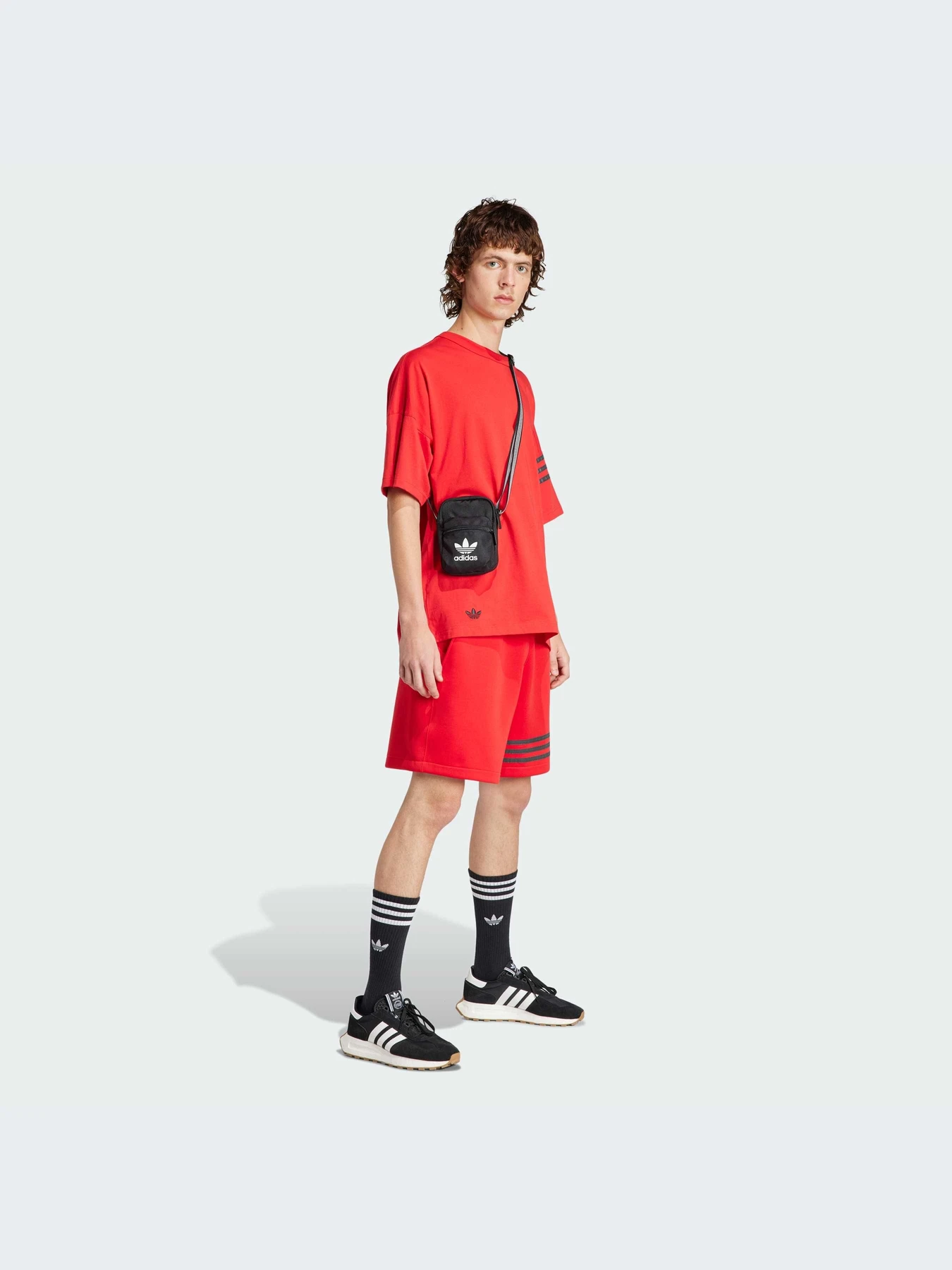 Футболки и поло Adidas модель IS2824-KZ Футболки и поло Adidas модель IS2824-KZ Фото