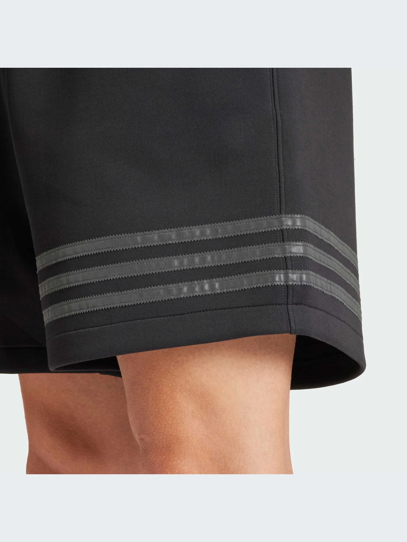 Шорты Adidas модель IR9430-KZ Шорты Adidas модель IR9430-KZ Фото