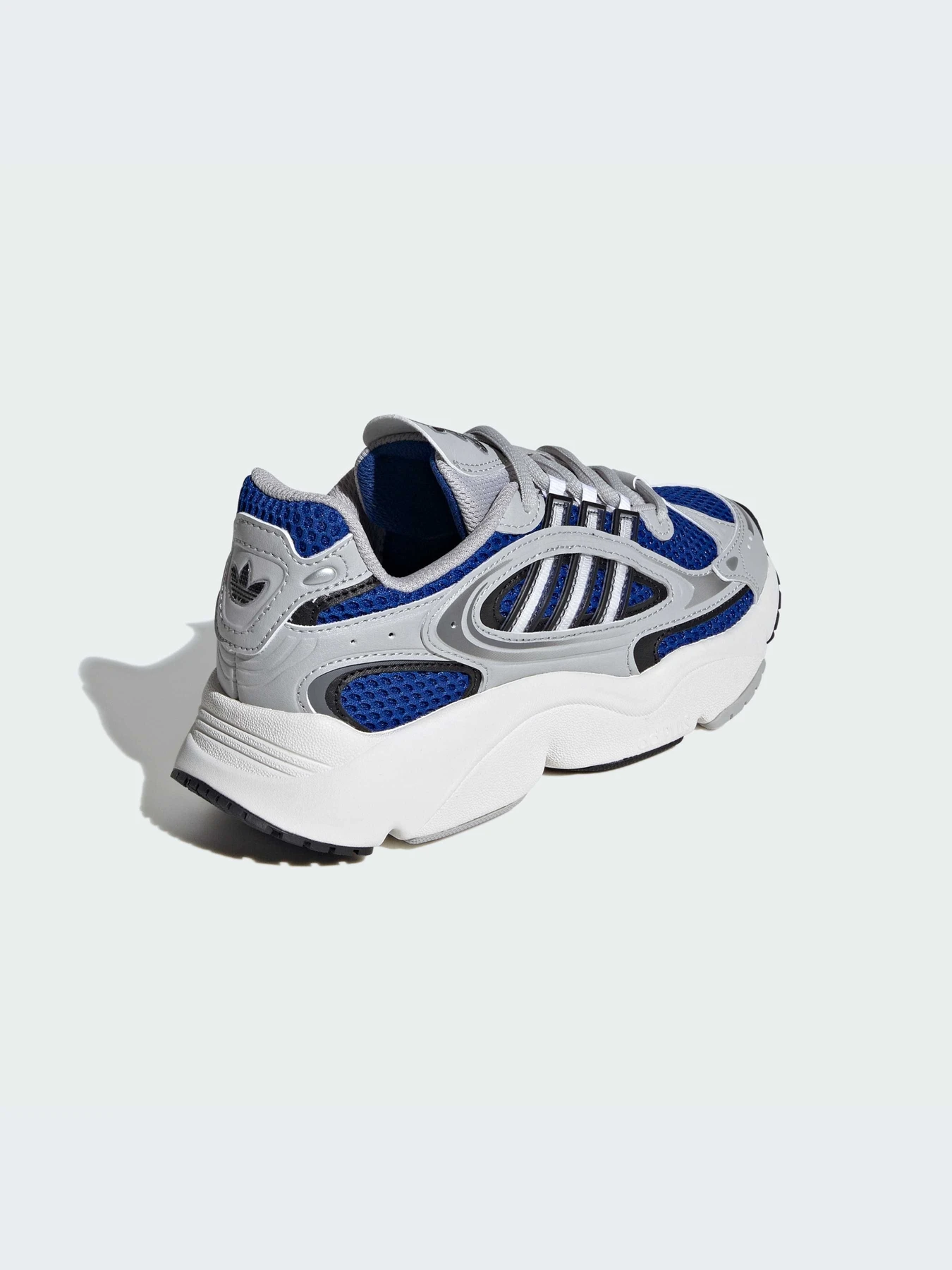 Кроссовки Adidas Ozweego модель ID0695-KZ Кроссовки Adidas Ozweego модель ID0695-KZ Фото