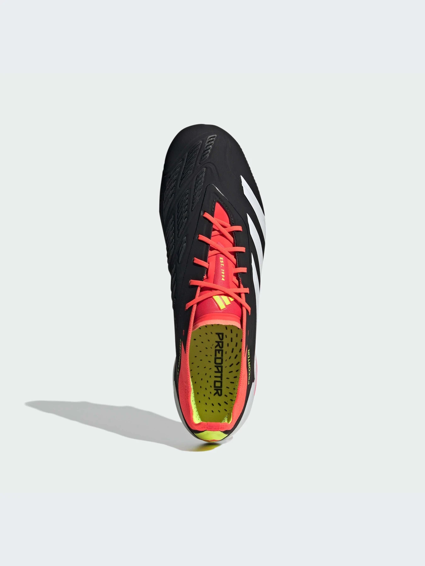 Кроссовки Adidas Predator модель IE1802-KZ Кроссовки Adidas Predator модель IE1802-KZ Фото
