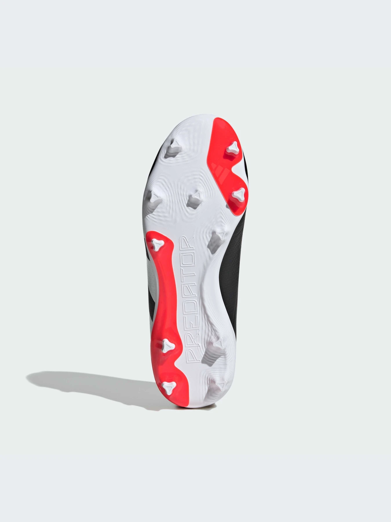 Кроссовки Adidas Predator модель IG7748-KZ Кроссовки Adidas Predator модель IG7748-KZ Фото