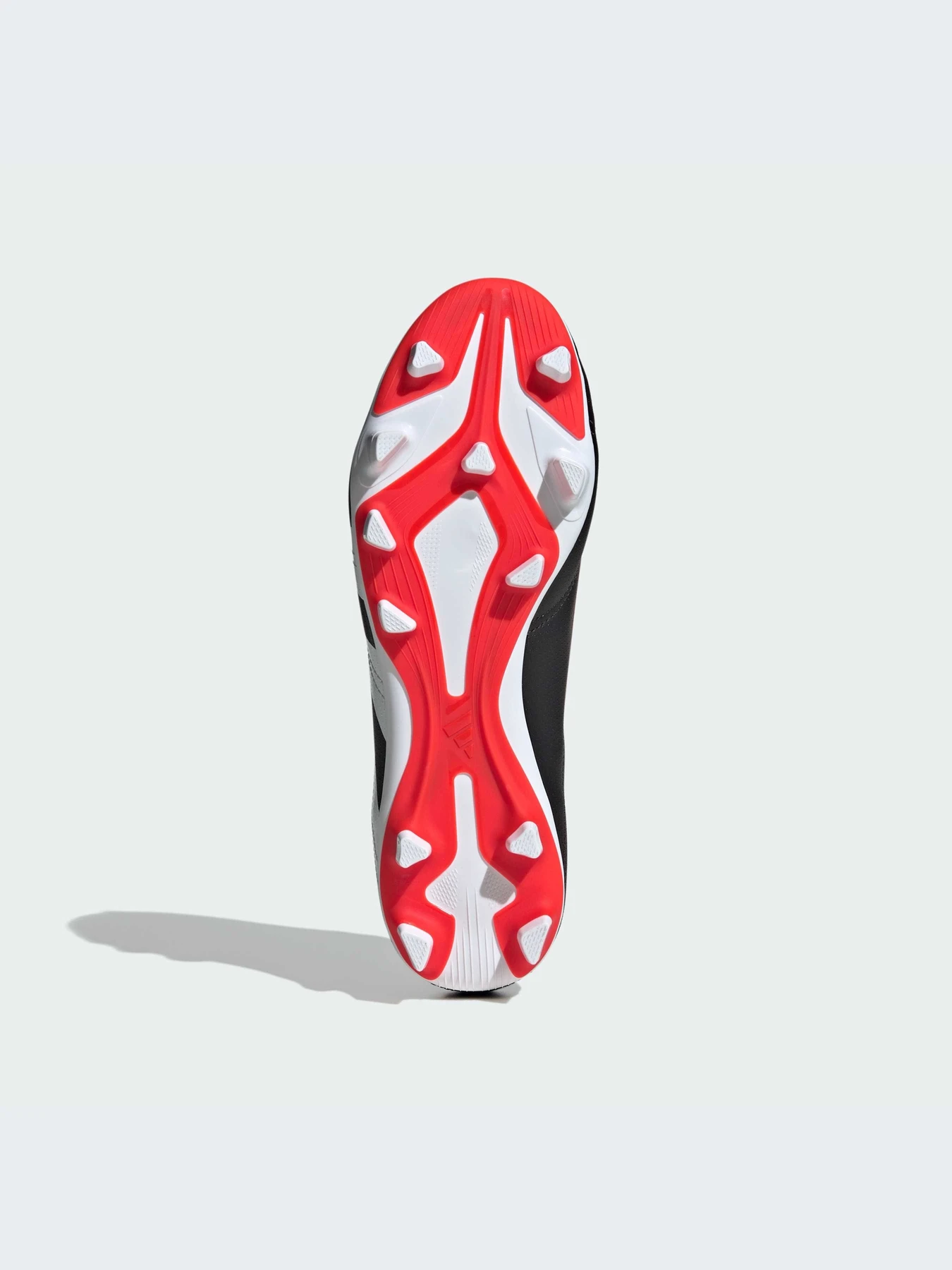 Кроссовки Adidas Predator модель IG7760-KZ Кроссовки Adidas Predator модель IG7760-KZ Фото
