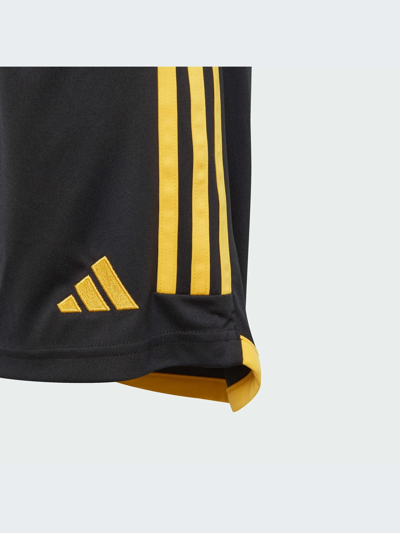 Шорты Adidas модель IB0494-KZ Шорты Adidas модель IB0494-KZ Фото