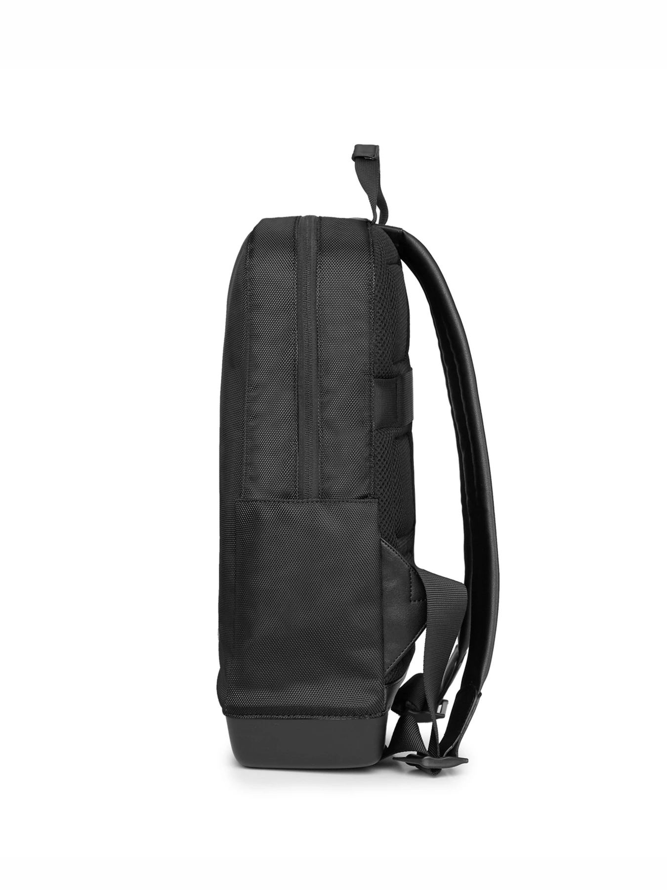 Рюкзаки Moleskine модель ET92CCBKBK Рюкзаки Moleskine модель ET92CCBKBK Фото