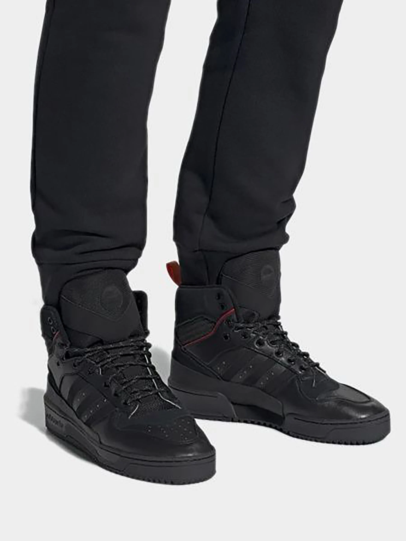 Ботинки и сапоги Adidas модель EE5528 Ботинки и сапоги Adidas модель EE5528 Фото