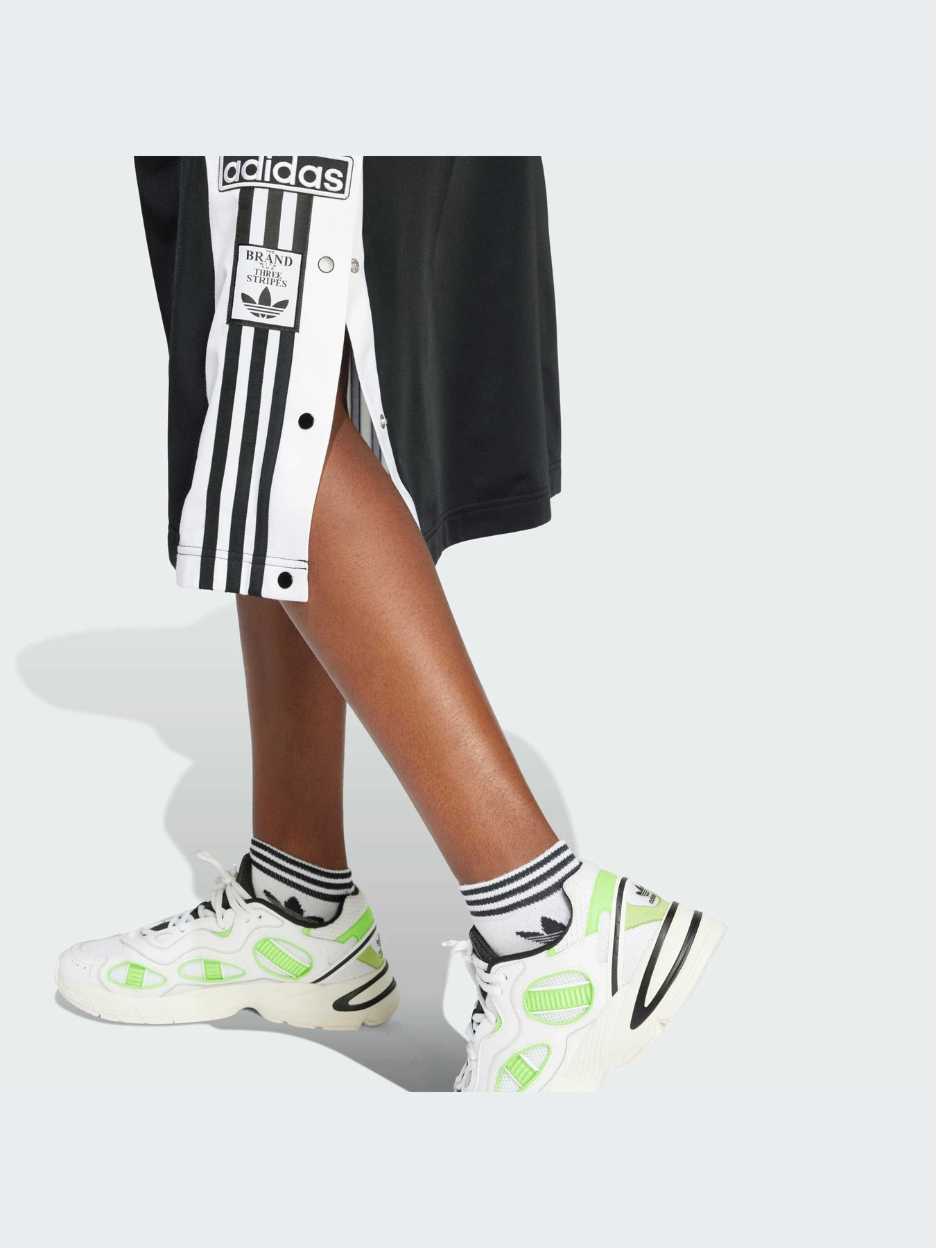 Юбки Adidas Adicolor модель IU2527-KZ Юбки Adidas Adicolor модель IU2527-KZ Фото