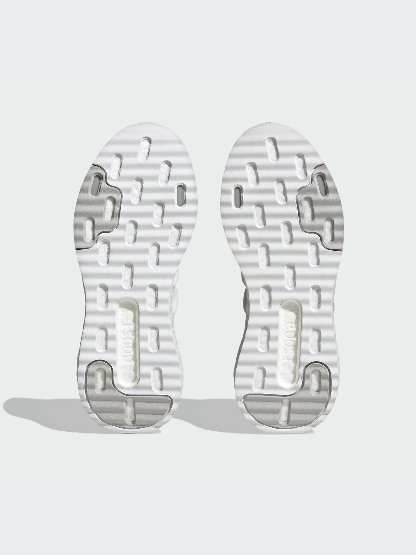 Кроссовки Adidas XPLR модель IE6904-KZ Кроссовки Adidas XPLR модель IE6904-KZ Фото
