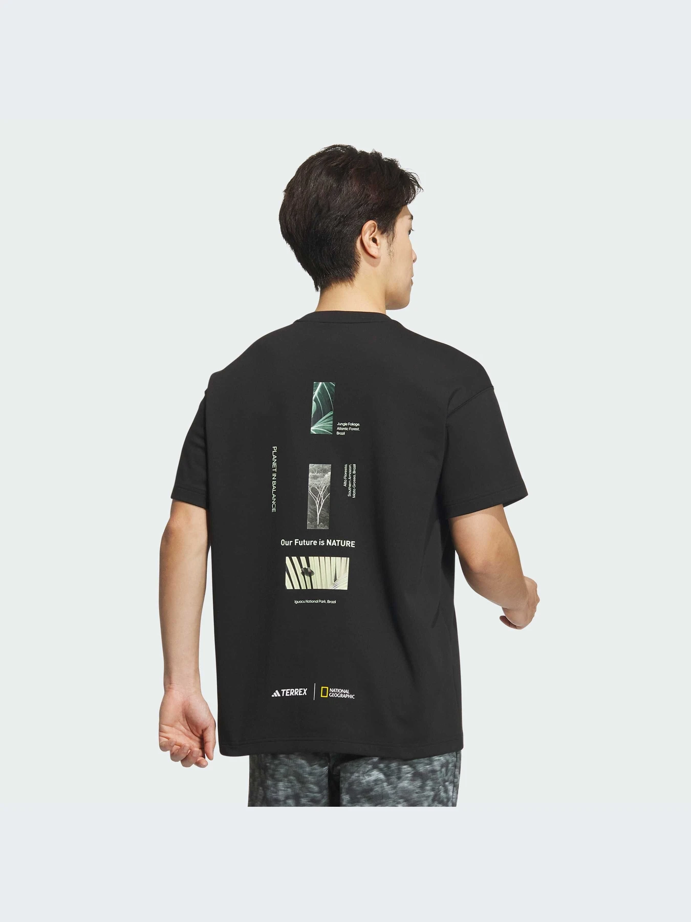 Футболки и поло Adidas модель IS9515-KZ Футболки и поло Adidas модель IS9515-KZ Фото