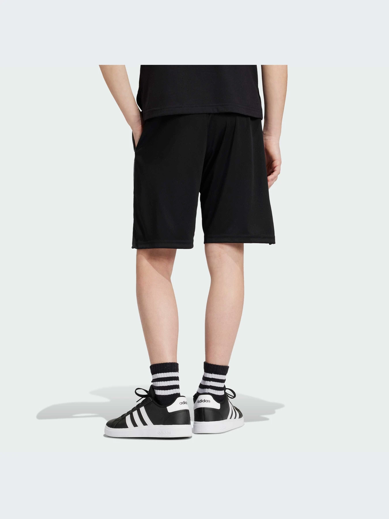 Шорты Adidas модель IR6227-KZ Шорты Adidas модель IR6227-KZ Фото