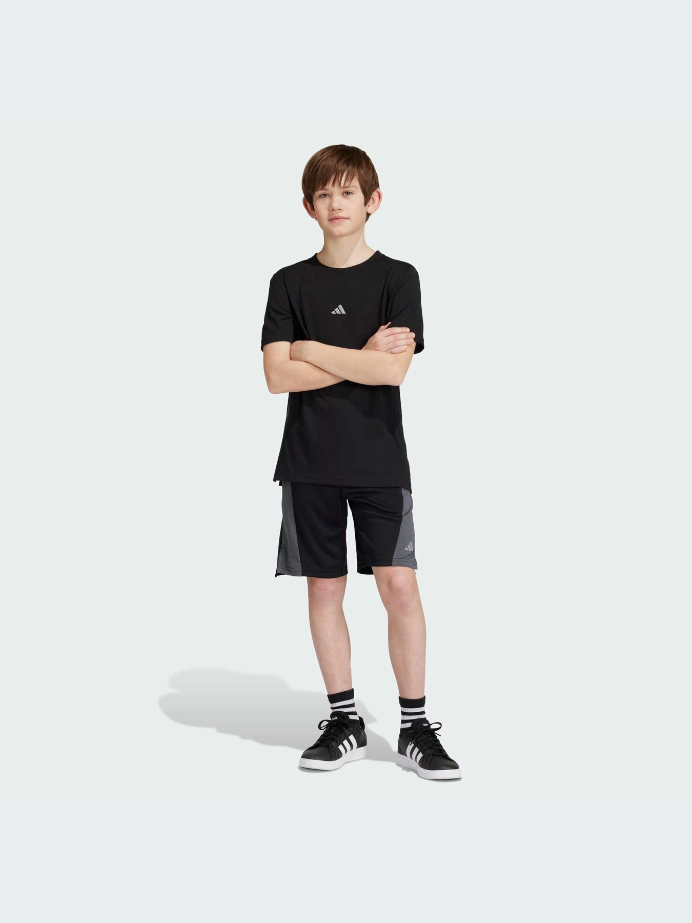 Шорты Adidas модель IR6227-KZ Шорты Adidas модель IR6227-KZ Фото