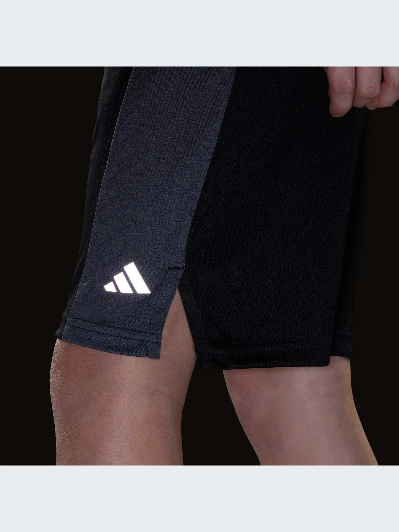 Шорты Adidas модель IR6227-KZ Шорты Adidas модель IR6227-KZ Фото