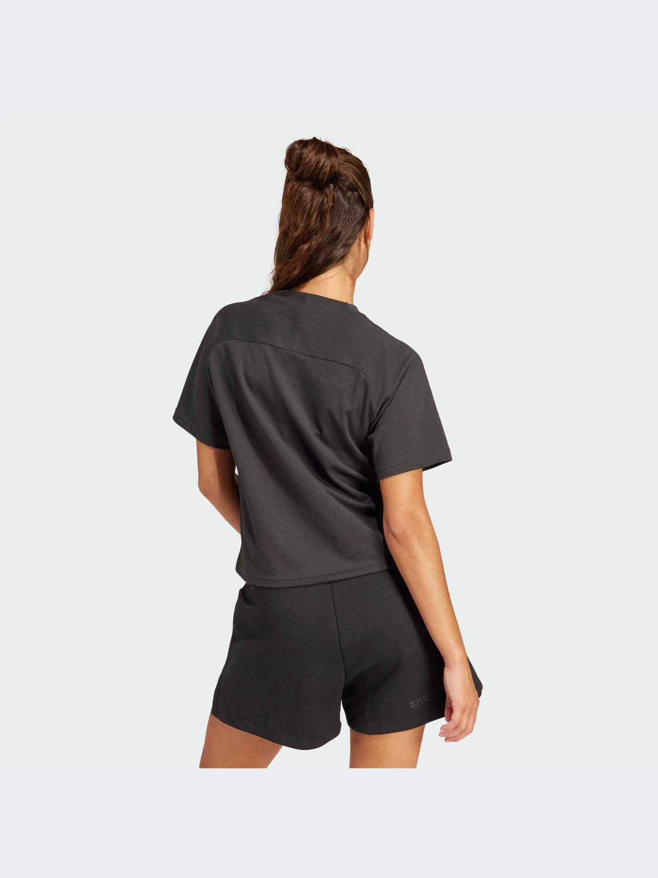 Футболки и поло Adidas ZNE модель IS3930-KZ Футболки и поло Adidas ZNE модель IS3930-KZ Фото