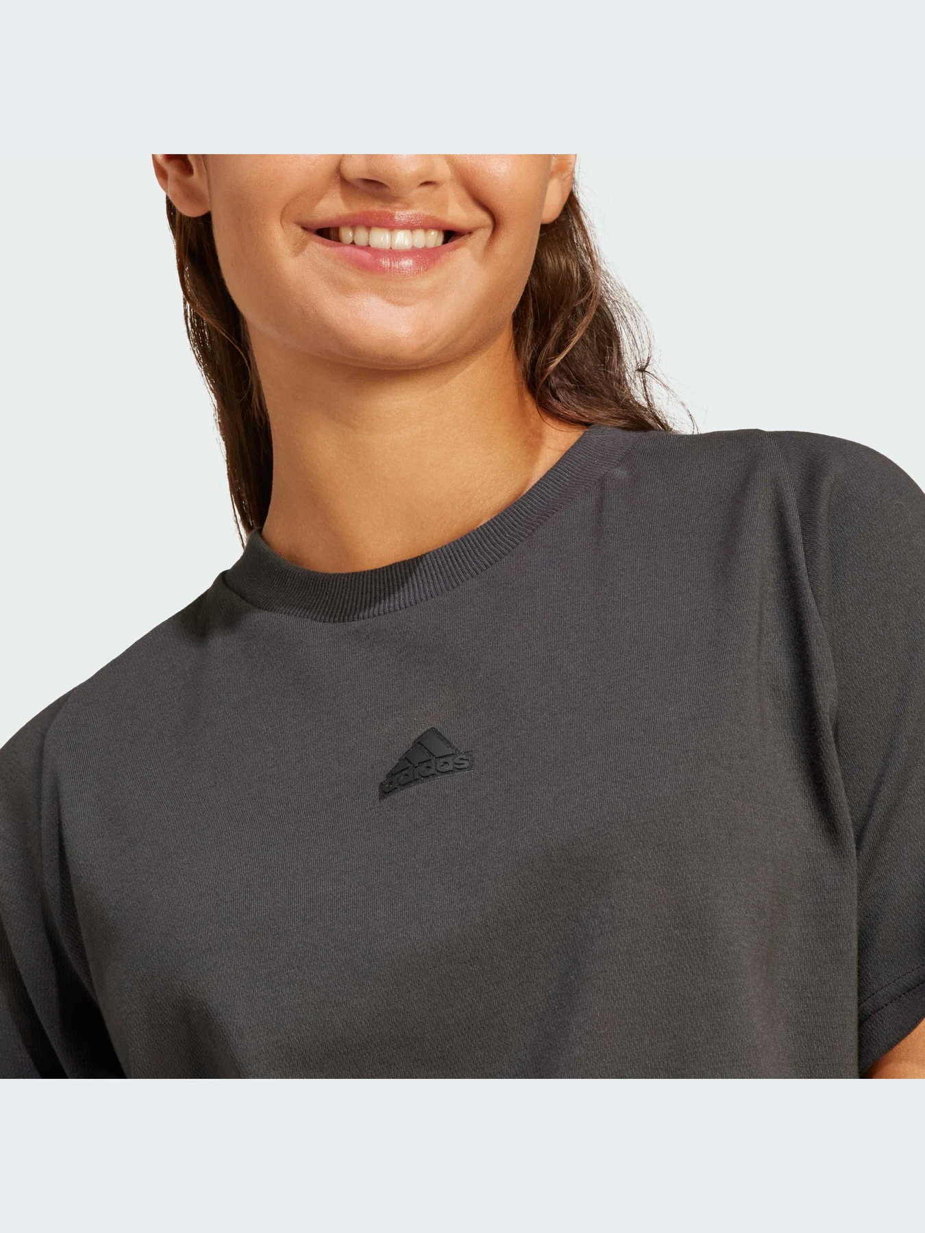 Футболки и поло Adidas ZNE модель IS3930-KZ Футболки и поло Adidas ZNE модель IS3930-KZ Фото