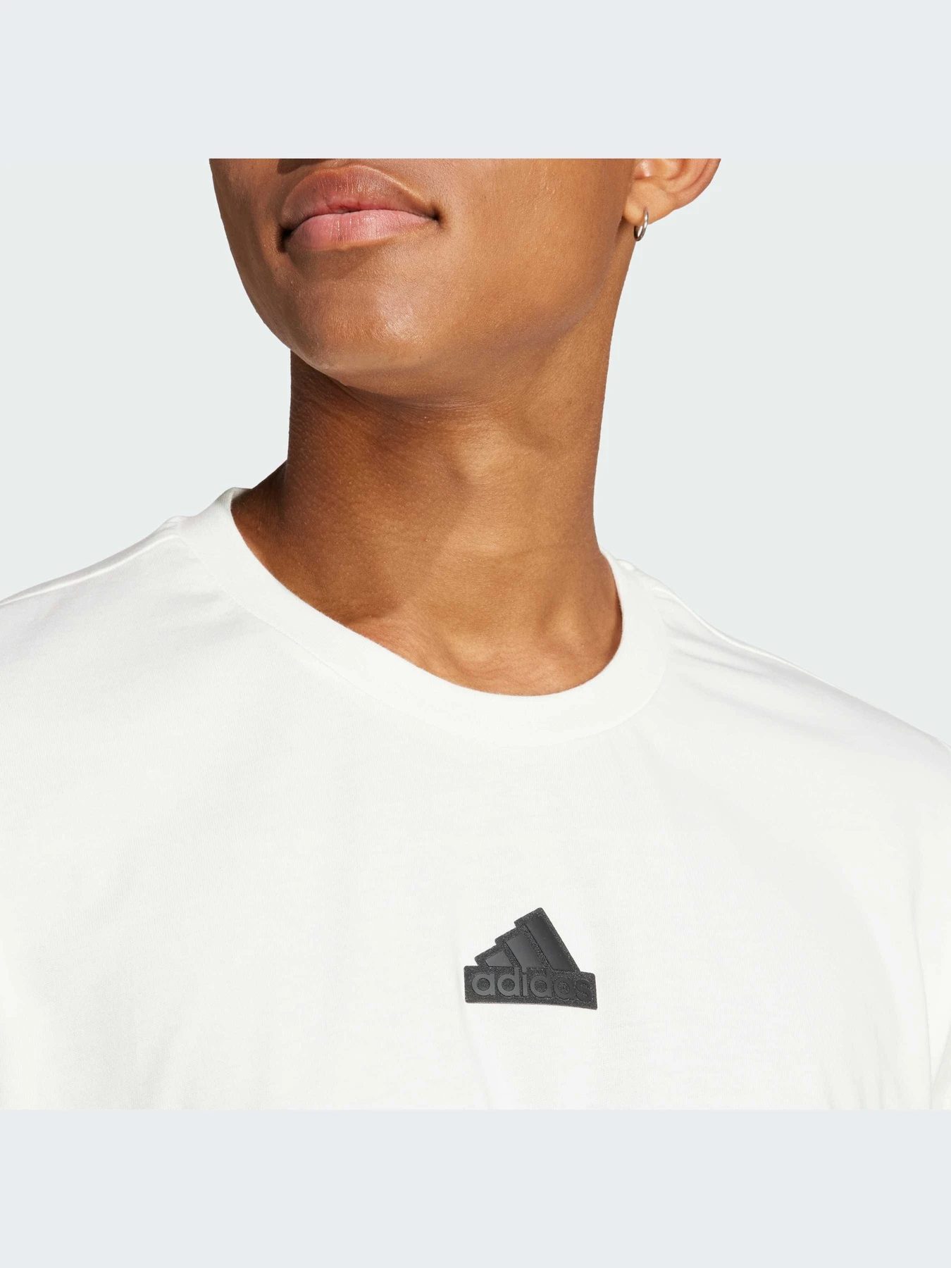 Футболки и поло Adidas модель IS2857-KZ Футболки и поло Adidas модель IS2857-KZ Фото