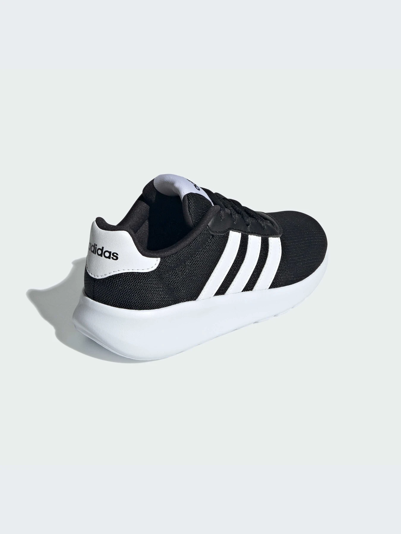 Кроссовки Adidas Lite Racer модель IE2730-KZ Кроссовки Adidas Lite Racer модель IE2730-KZ Фото