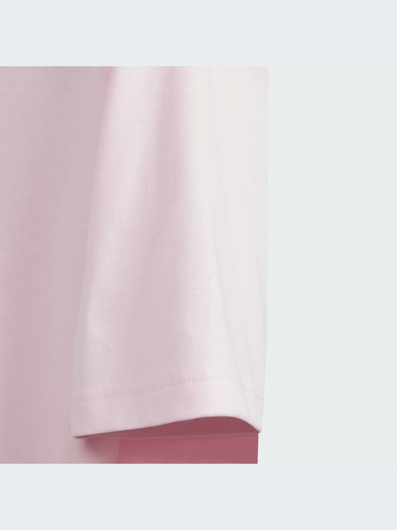 Футболки и поло Adidas ZNE модель IP2742-KZ Футболки и поло Adidas ZNE модель IP2742-KZ Фото