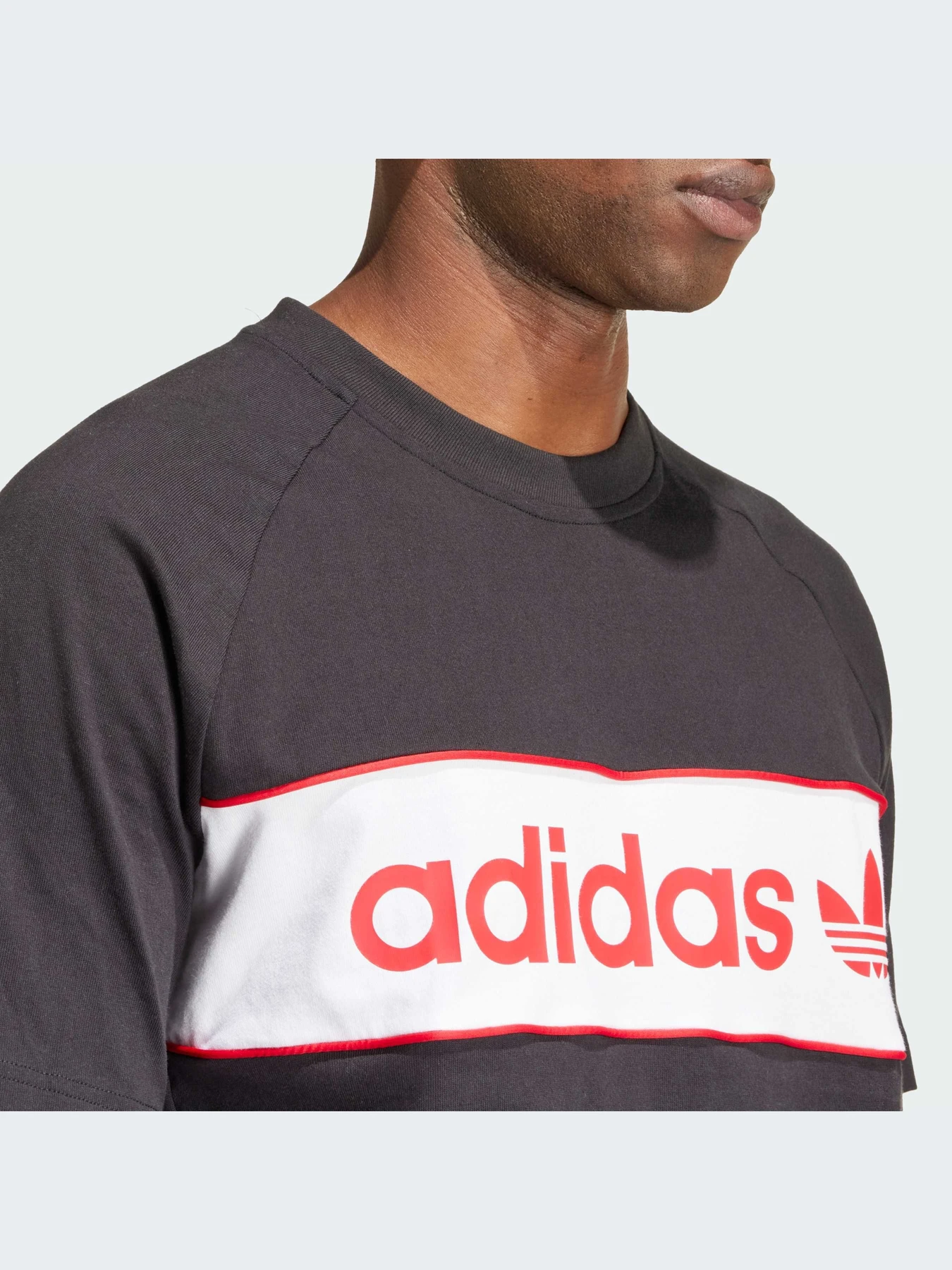 Футболки и поло Adidas модель IS1404-KZ Футболки и поло Adidas модель IS1404-KZ Фото