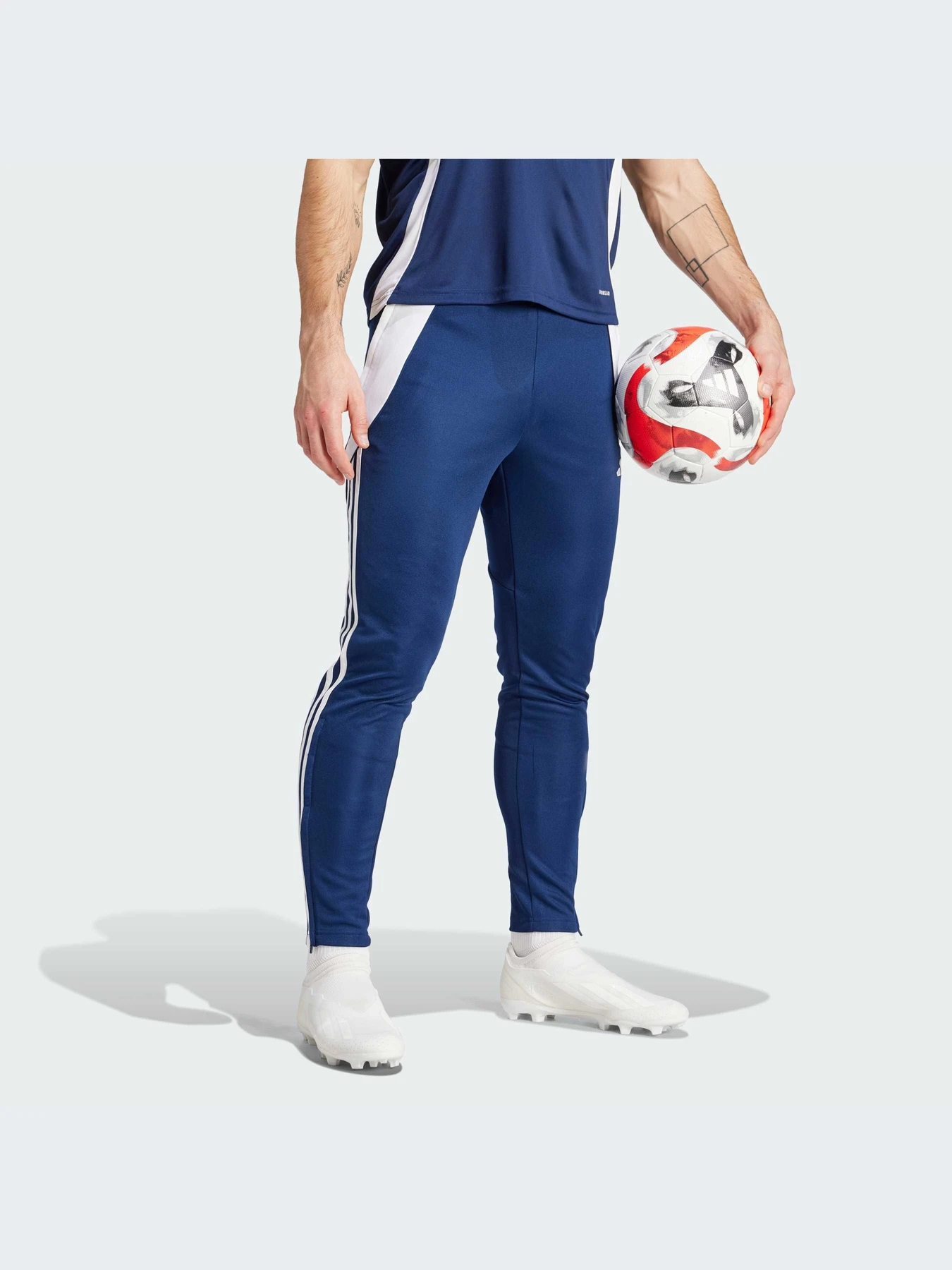 Брюки Adidas Tiro модель IR9344-KZ Брюки Adidas Tiro модель IR9344-KZ Фото