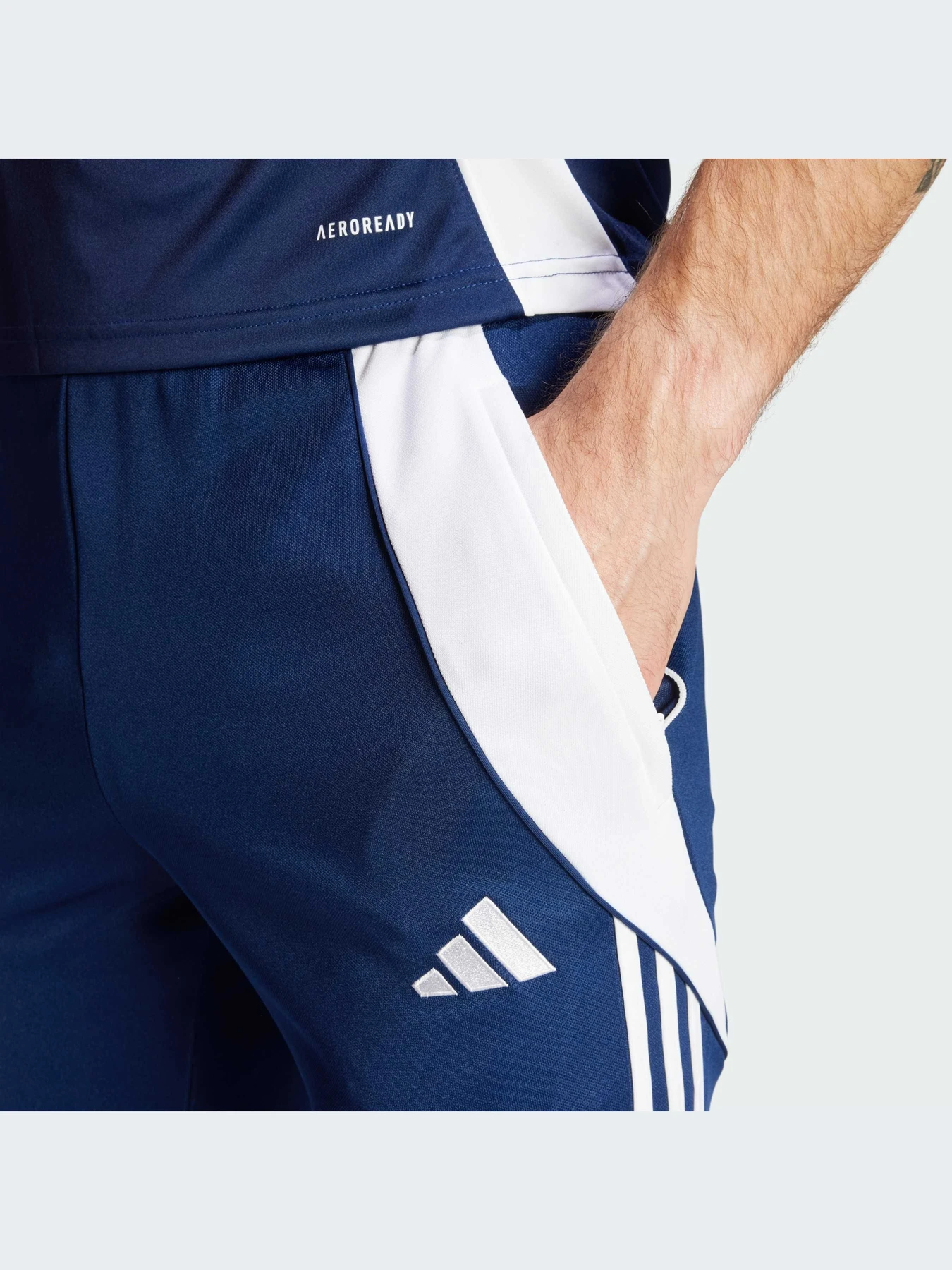 Брюки Adidas Tiro модель IR9344-KZ Брюки Adidas Tiro модель IR9344-KZ Фото