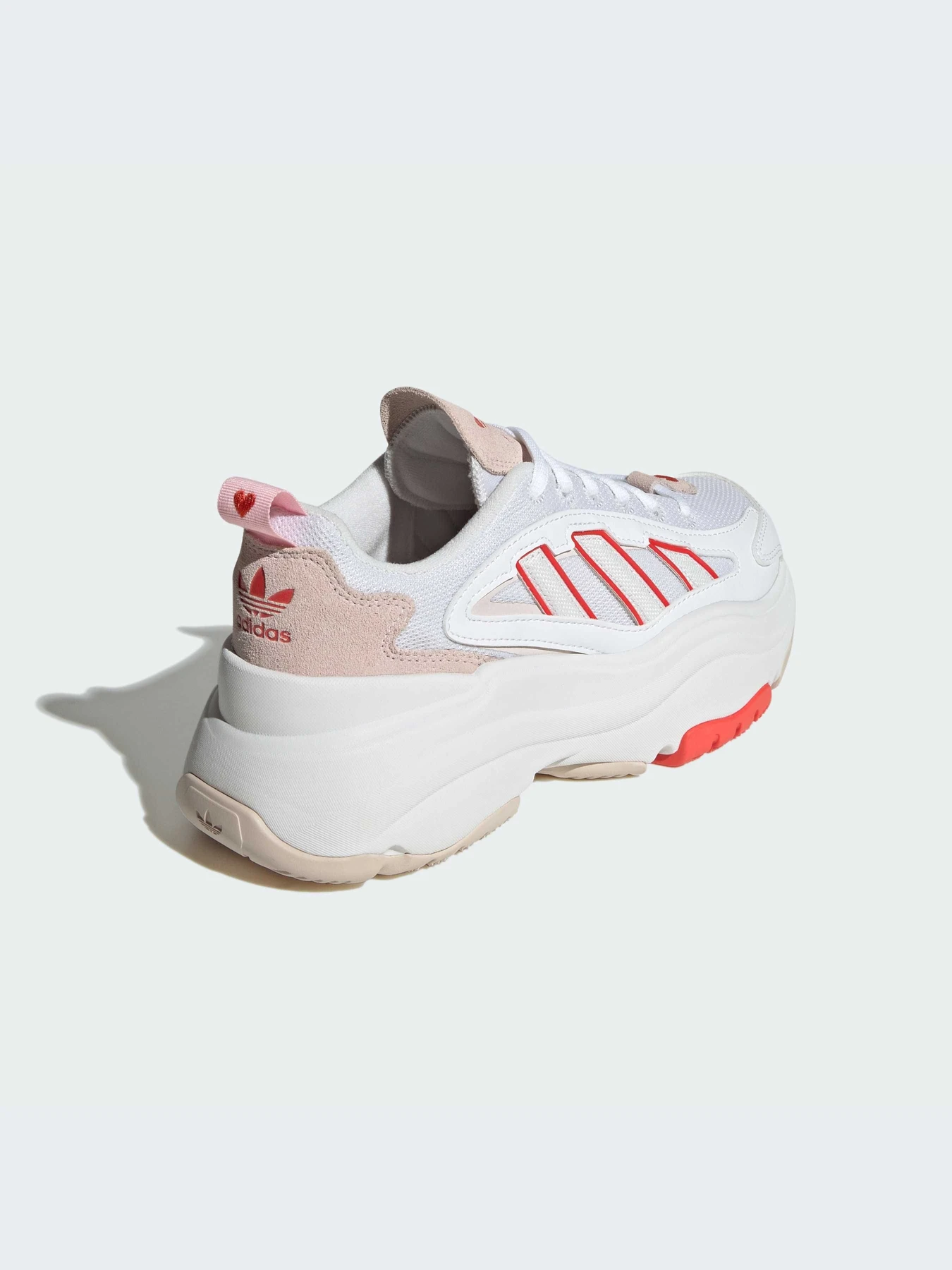 Кроссовки Adidas Ozweego модель ID8348-KZ Кроссовки Adidas Ozweego модель ID8348-KZ Фото