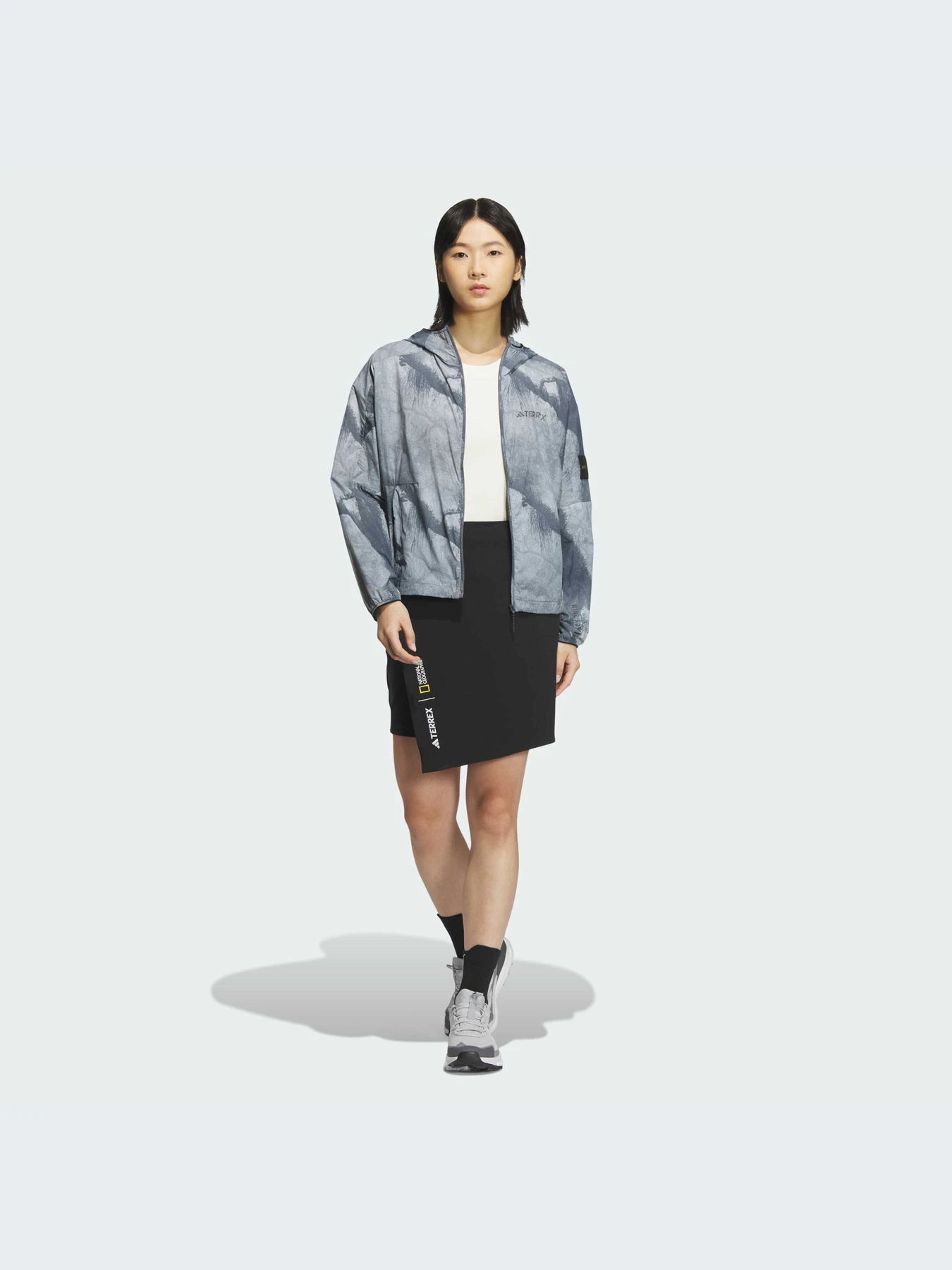 Куртки и дубленки Adidas модель IS9505-KZ Куртки и дубленки Adidas модель IS9505-KZ Фото