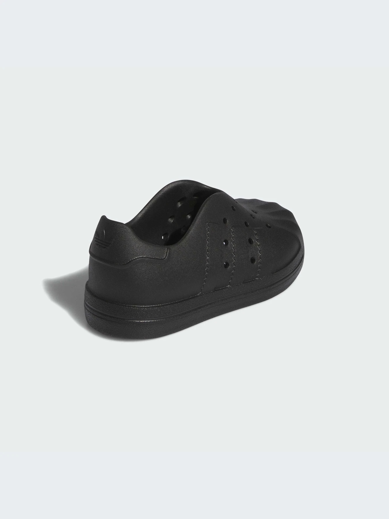 Кроссовки Adidas модель IG0203-KZ Кроссовки Adidas модель IG0203-KZ Фото