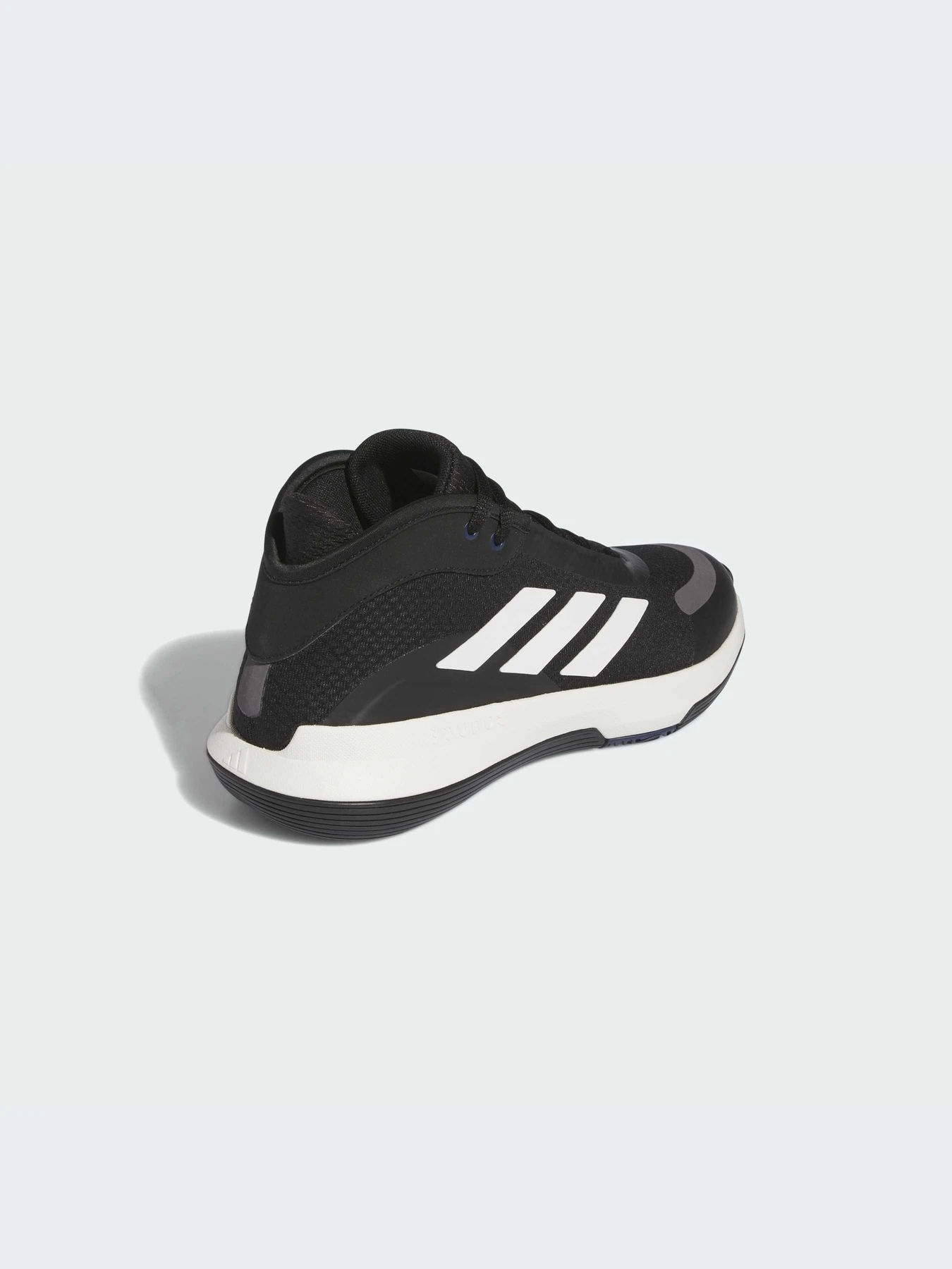 Кроссовки Adidas модель IE7845-KZ Кроссовки Adidas модель IE7845-KZ Фото