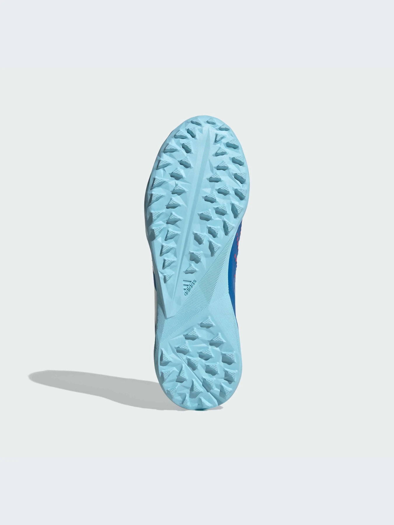 Кроссовки Adidas Predator модель IE9452-KZ Кроссовки Adidas Predator модель IE9452-KZ Фото